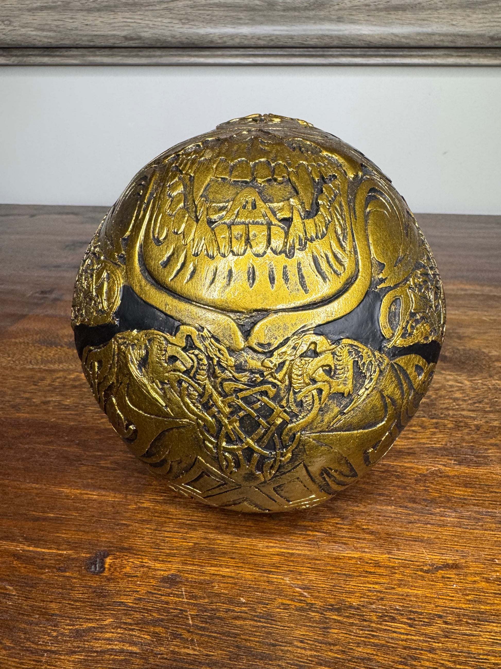 Cold Cast Resin Celtic Skull NIB