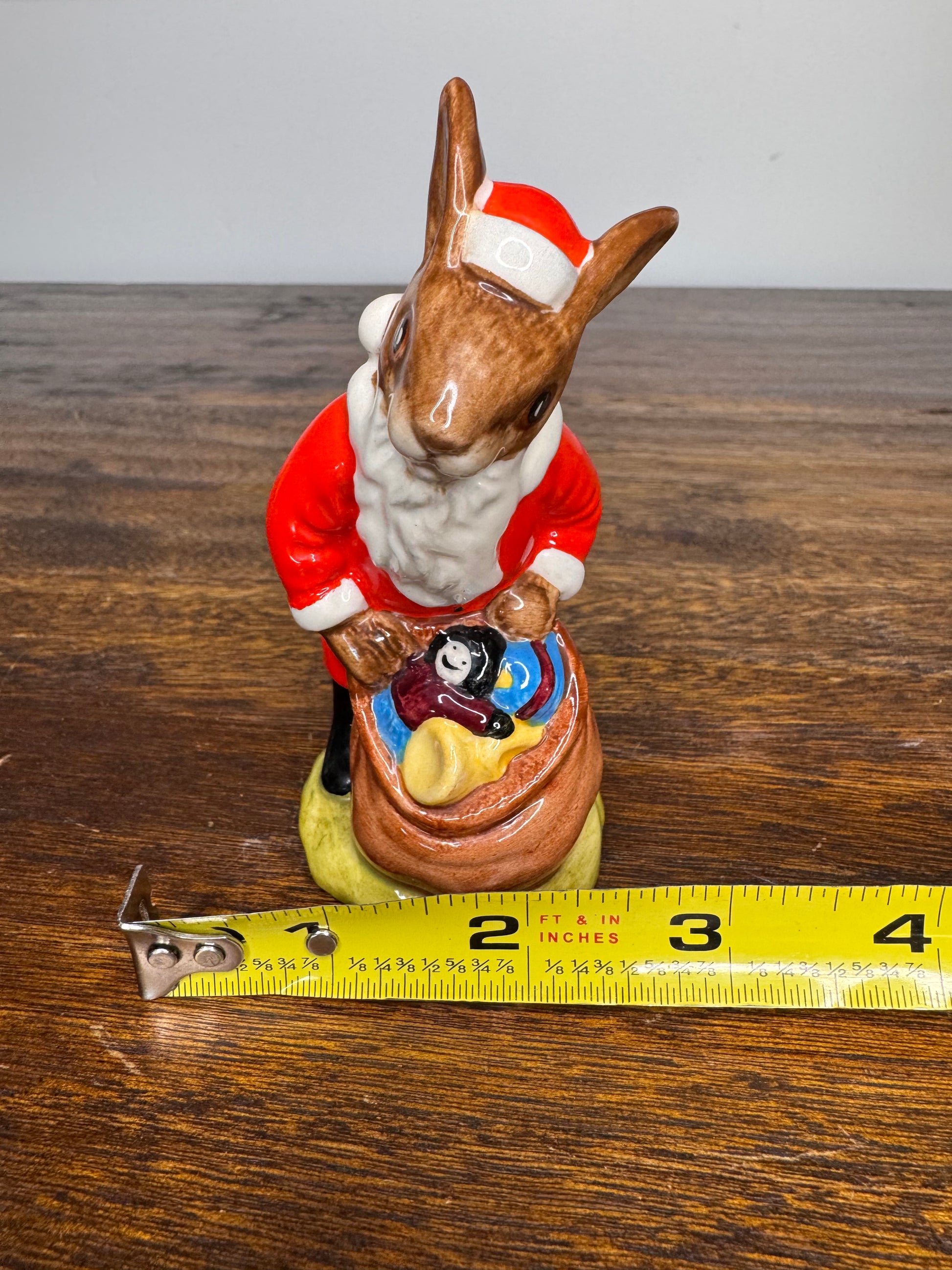 Vintage Royal Doulton Santa Bunnykins Happy Christmas Figurine