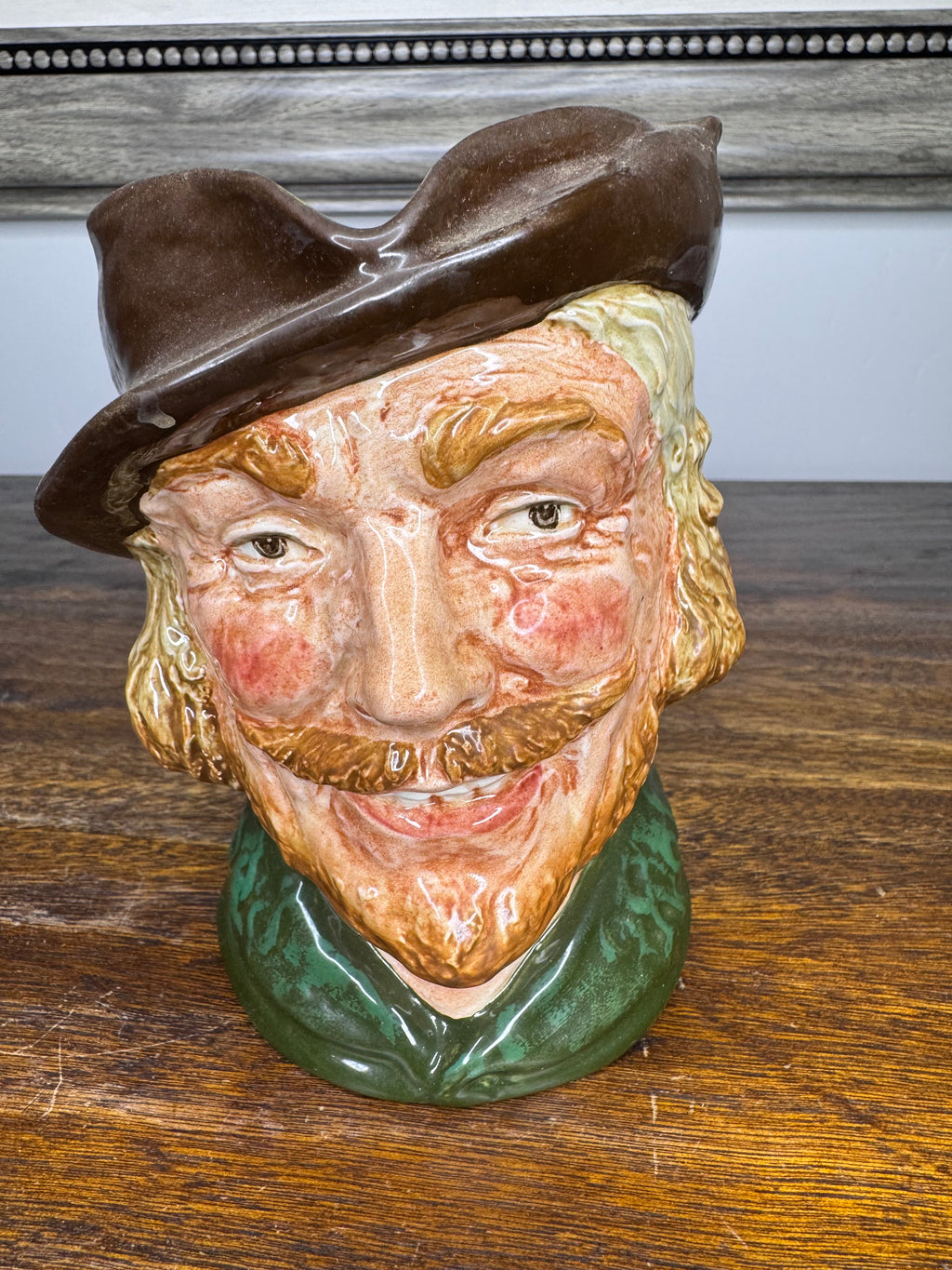 Royal Doulton Robin Hood Toby Jug Vintage 1946