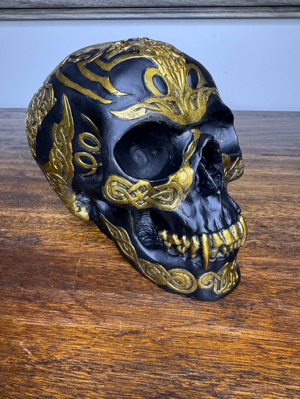 Cold Cast Resin Celtic Skull NIB
