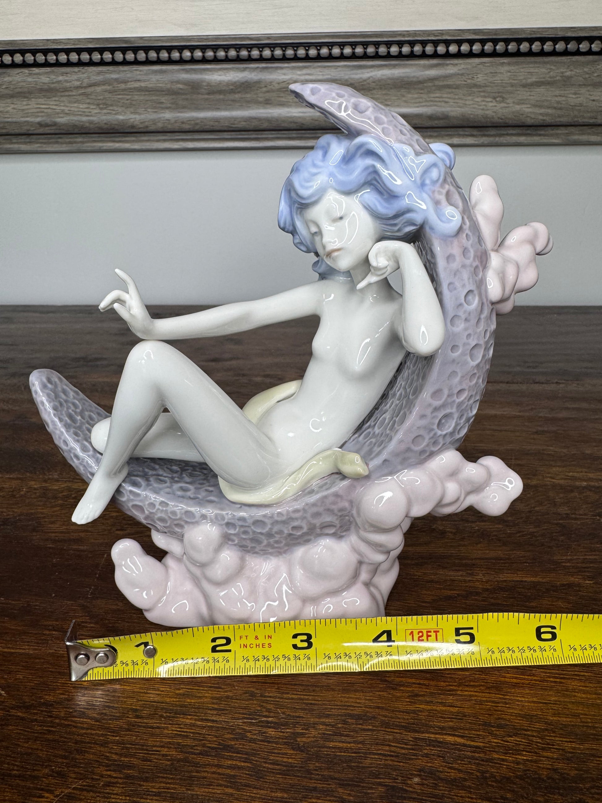 Stunning 1983 Lladro Moon Glow Figurine