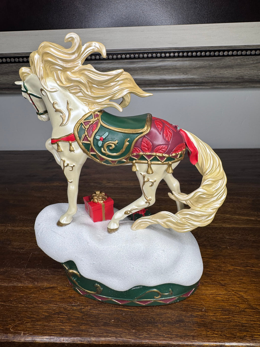 NIB Trail of Painted Ponies Yuletide Majesty