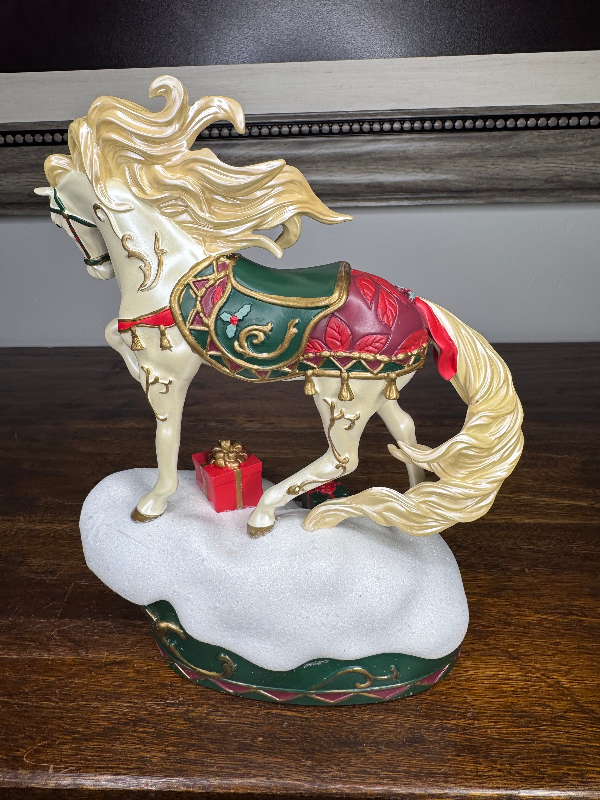 NIB Trail of Painted Ponies Yuletide Majesty
