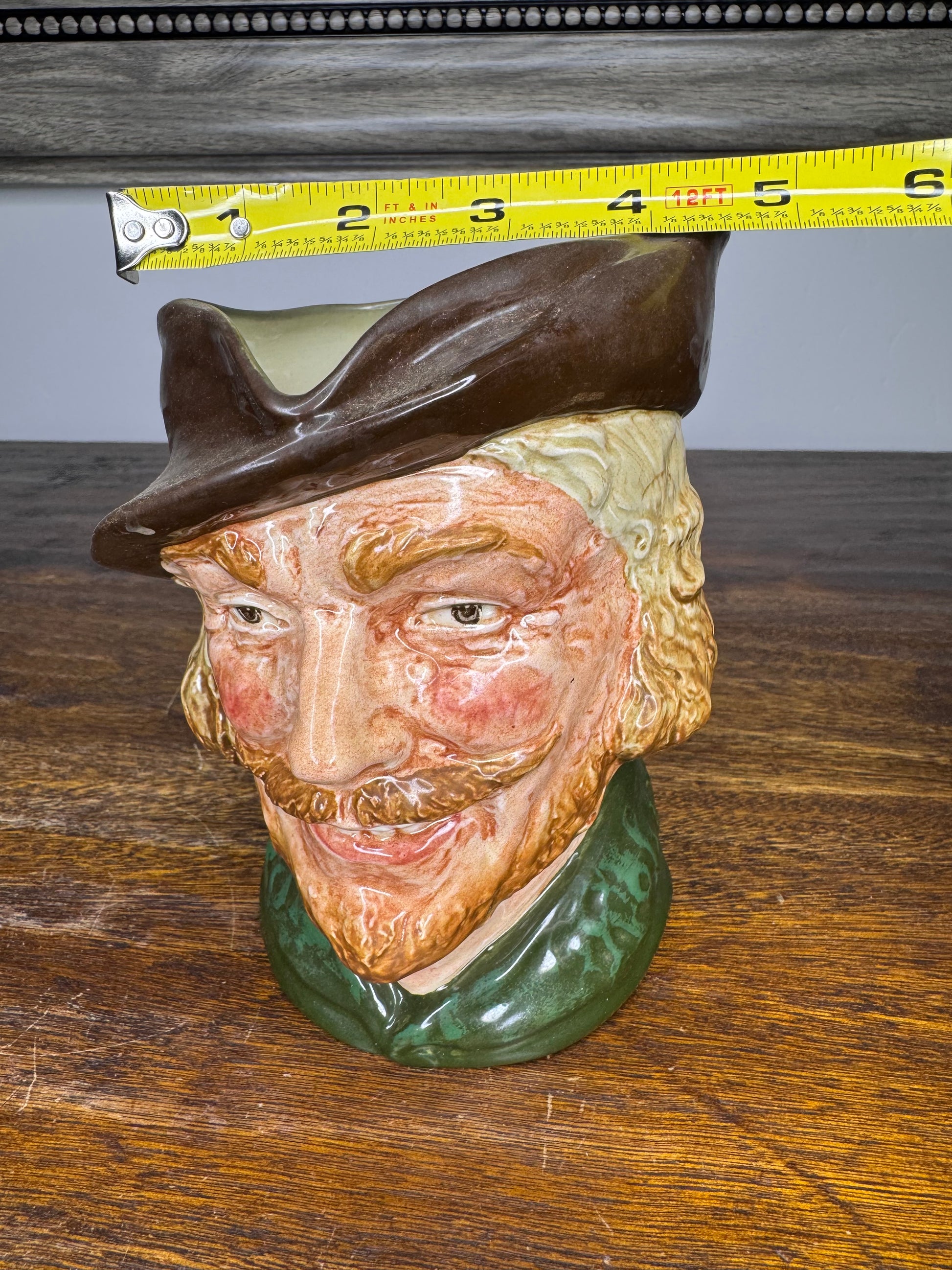 Royal Doulton Robin Hood Toby Jug Vintage 1946