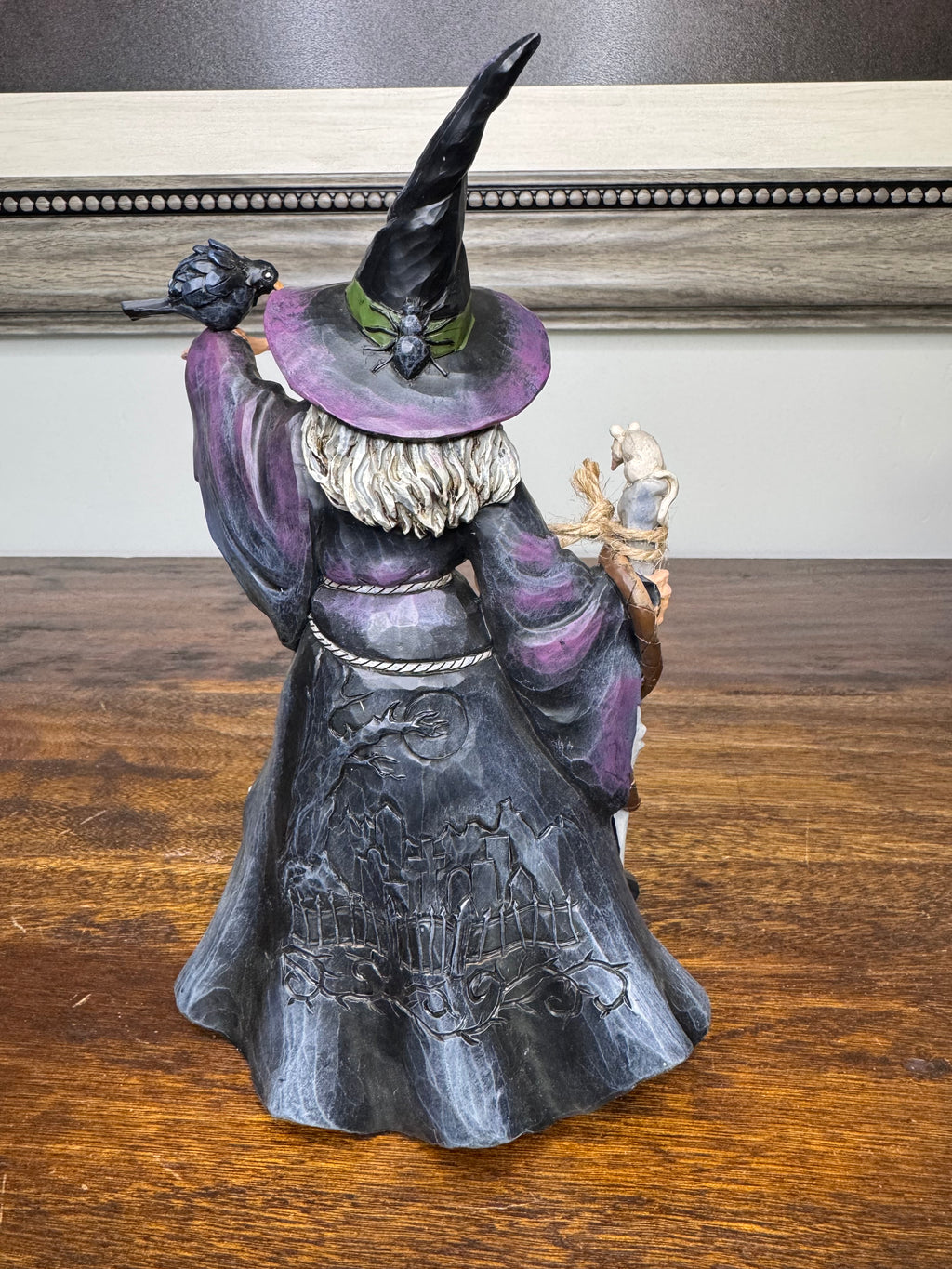 Jim Shore Heartwood Creek “Something Wicked” Evil Witch with Graveyard Figurine