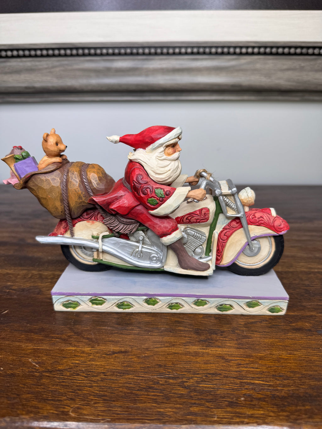 Jim Shore Heartwood Creek “Cruisin Towards Christmas” Santa Riding a Motorcycle