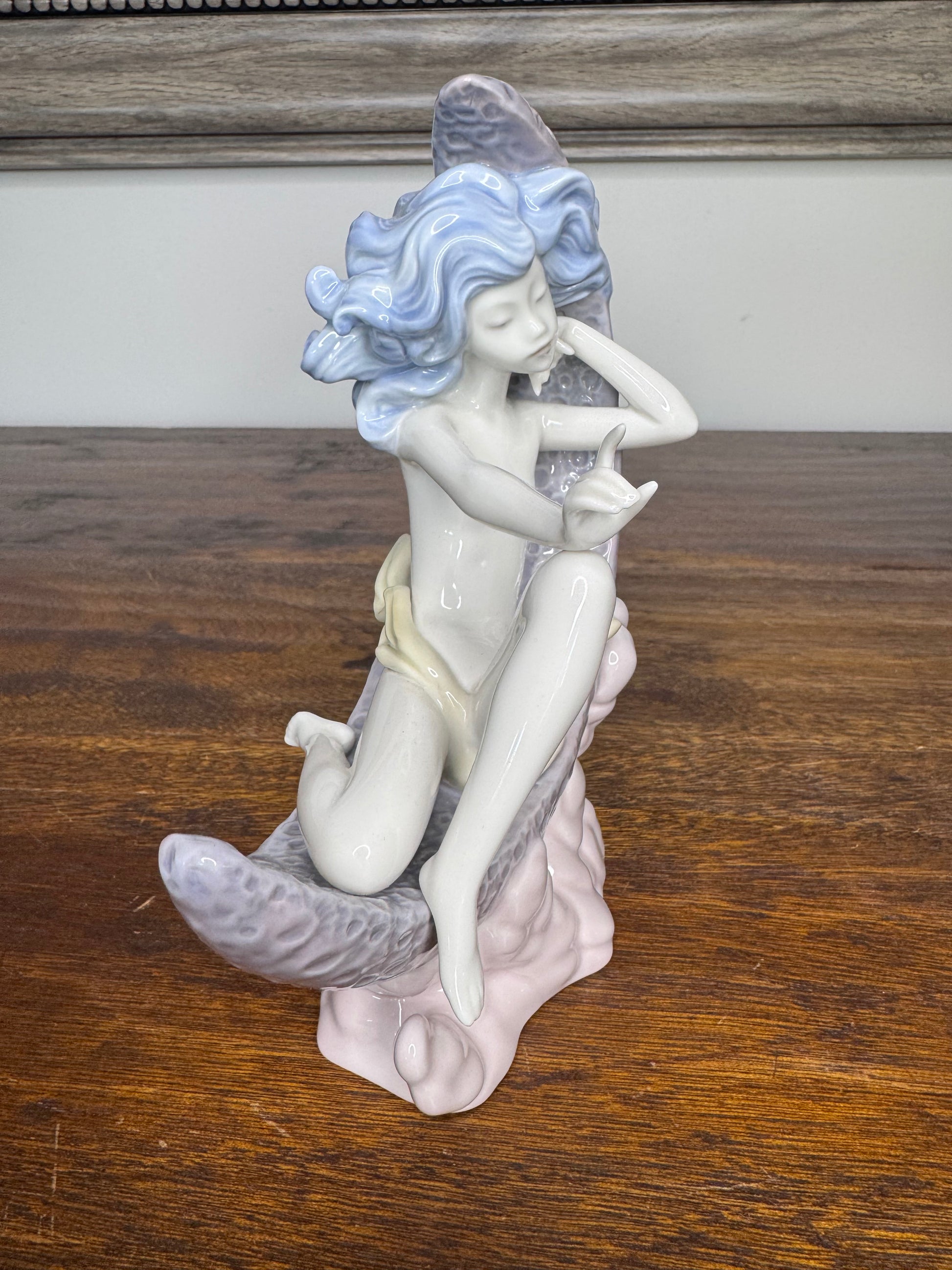 Stunning 1983 Lladro Moon Glow Figurine