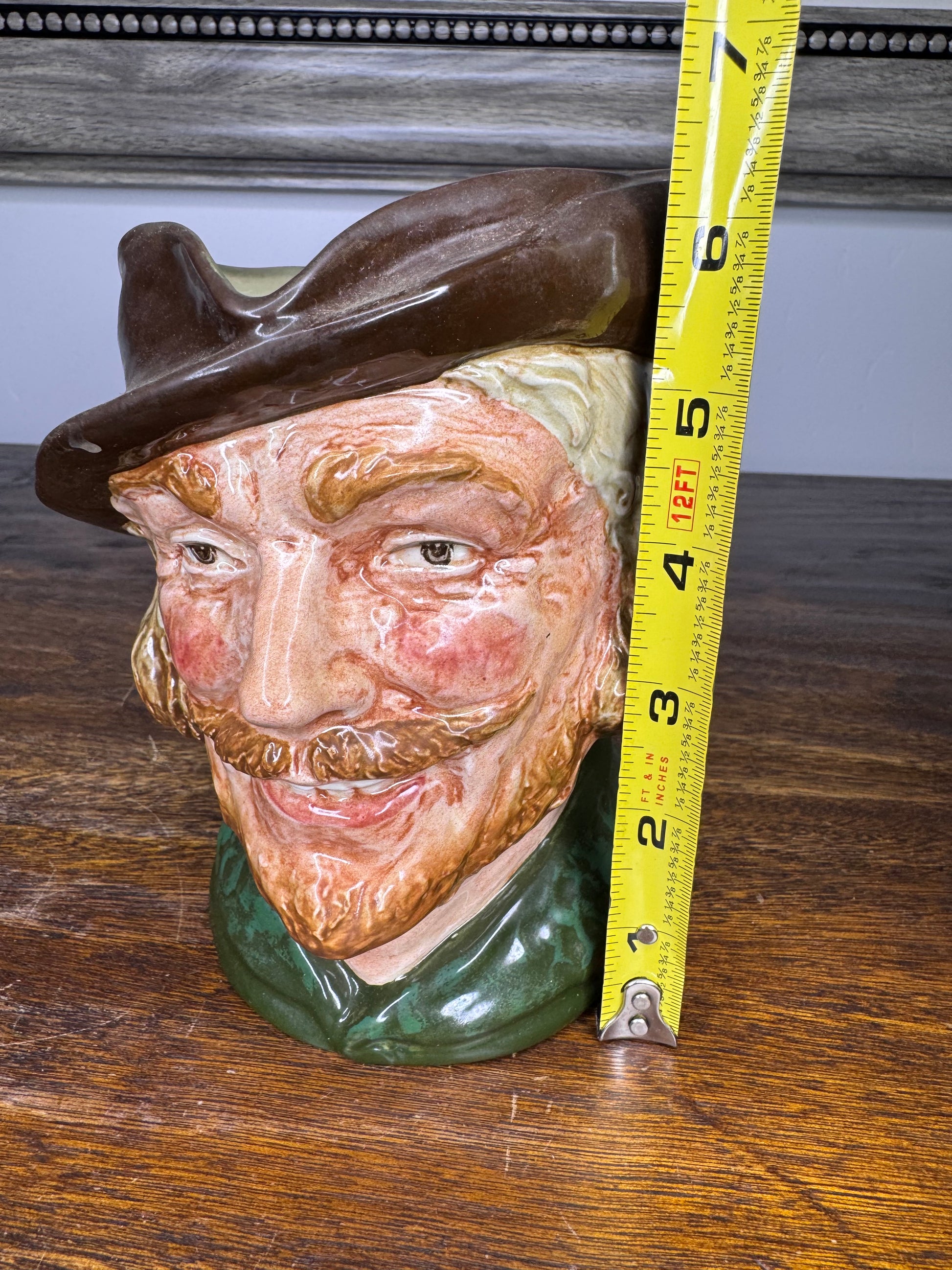 Royal Doulton Robin Hood Toby Jug Vintage 1946