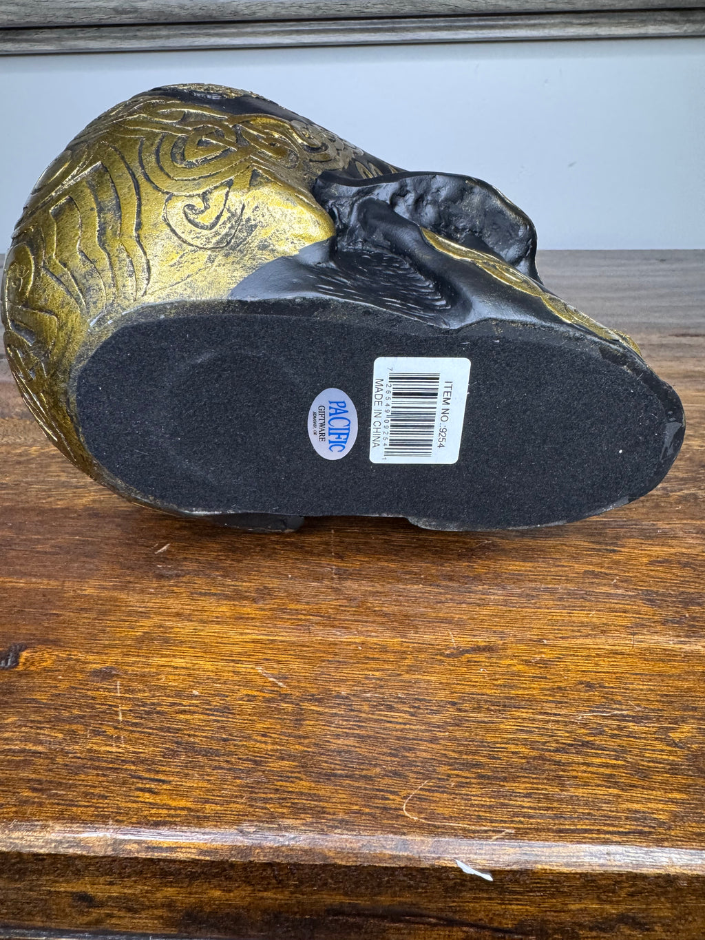 Cold Cast Resin Celtic Skull NIB