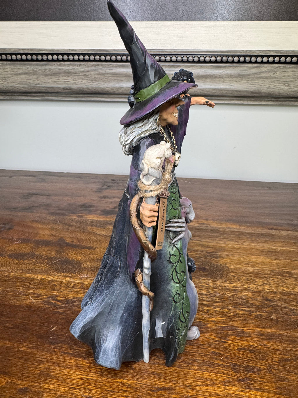 Jim Shore Heartwood Creek “Something Wicked” Evil Witch with Graveyard Figurine
