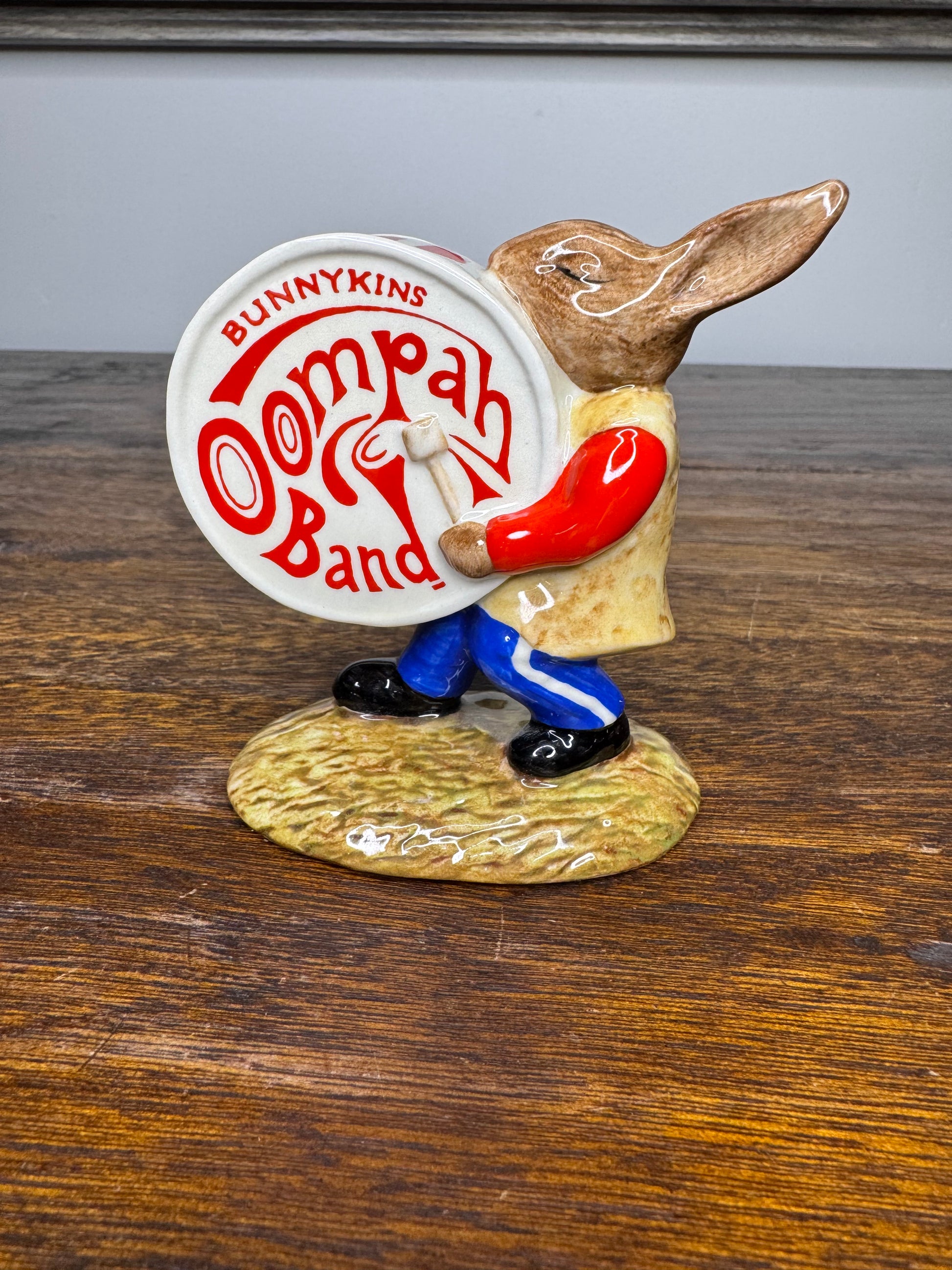 1984 Royal Doulton Drummer Bunnykins Oompah Band Figurine