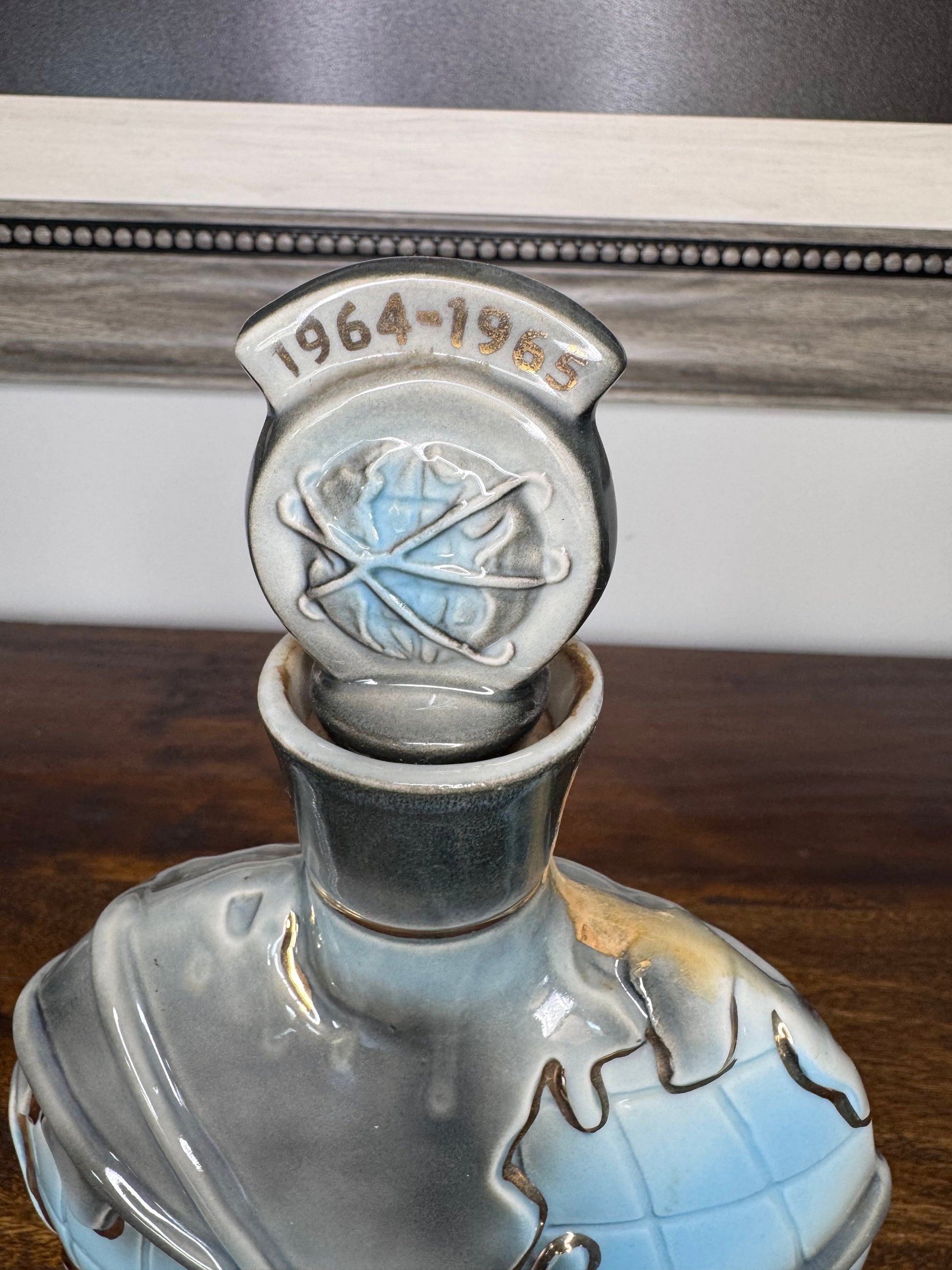 Vintage 1964-65 Jim Beam World’s Fair Decanter