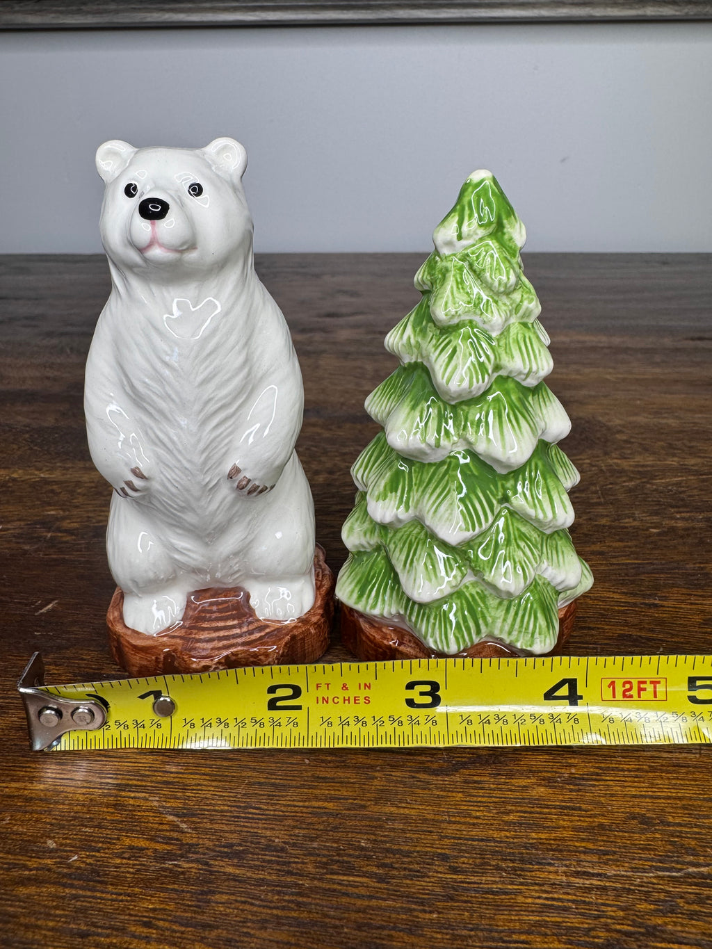 New w/ Box Polar Bear and Pine Tree Salt and Pepper Shaker Set