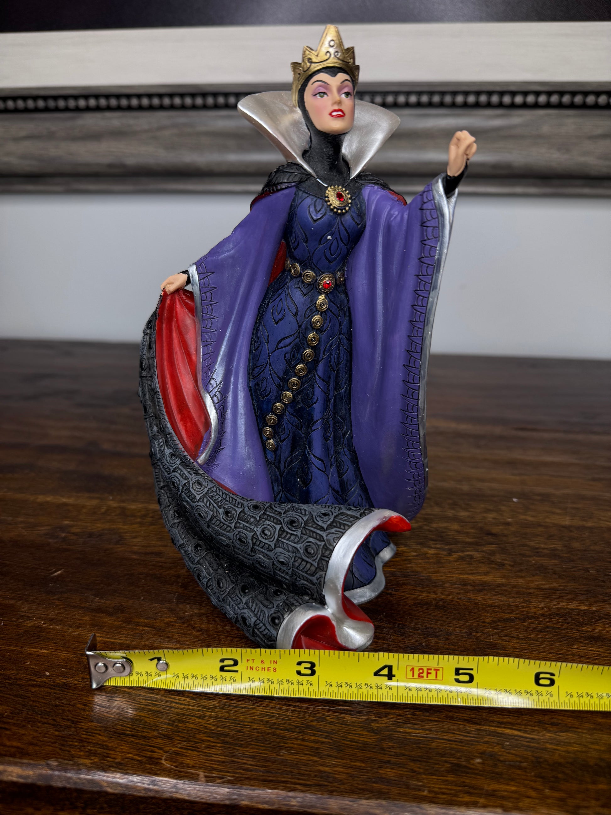 Enesco Disney Showcase Evil Queen Couture de Force w/ Box