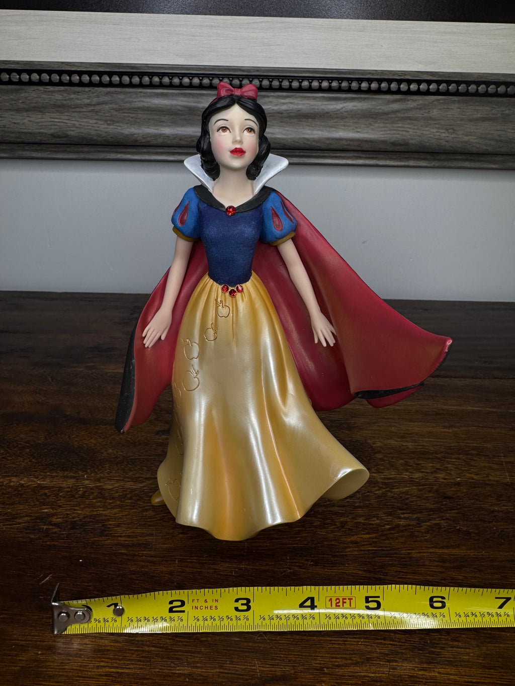 Enesco Disney Showcase Collectible Snow White Couture de Force w/ Box