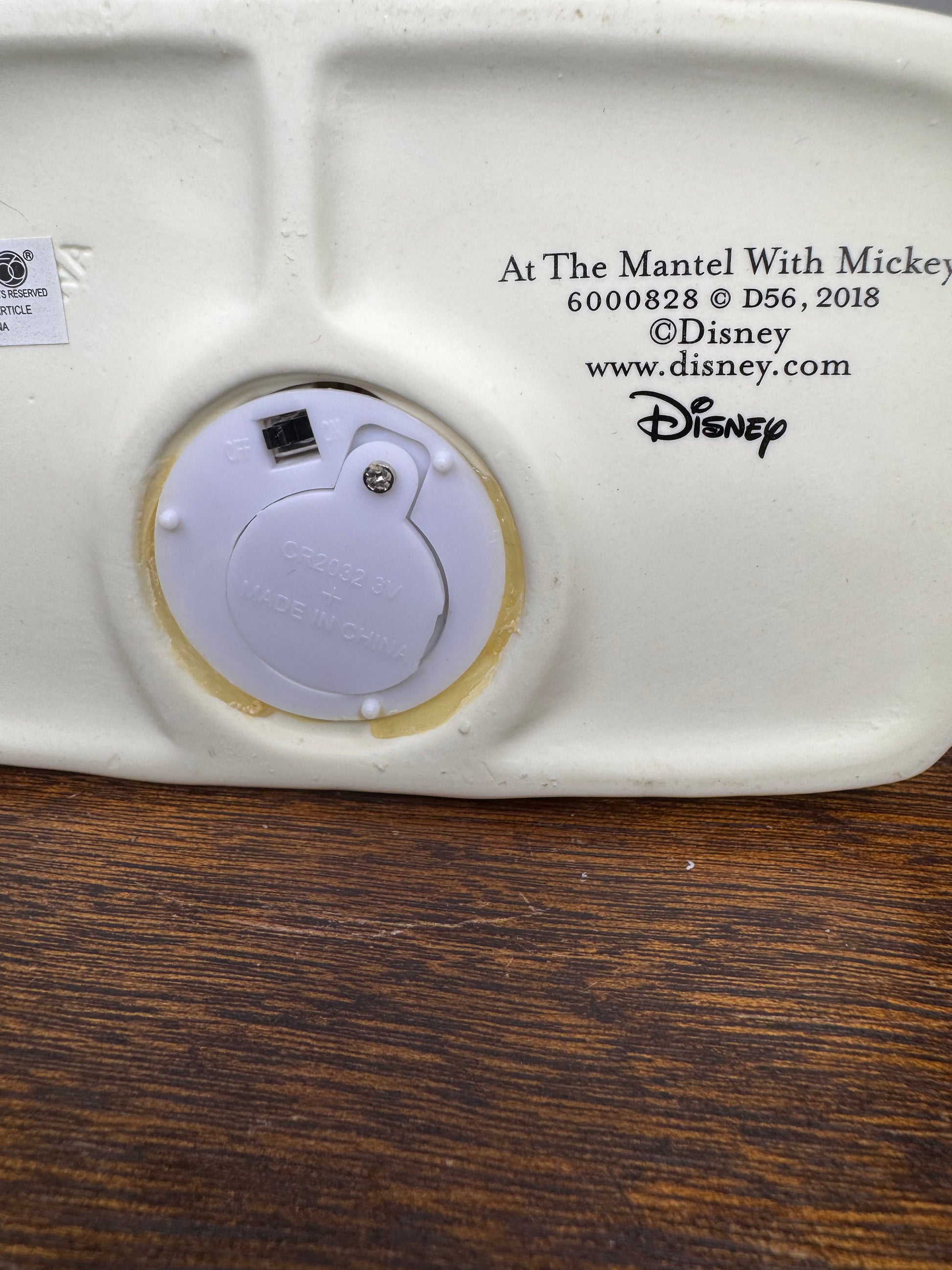 Dept 56 Snowbabies At The Mantle With Mickey Figurine w/ Box