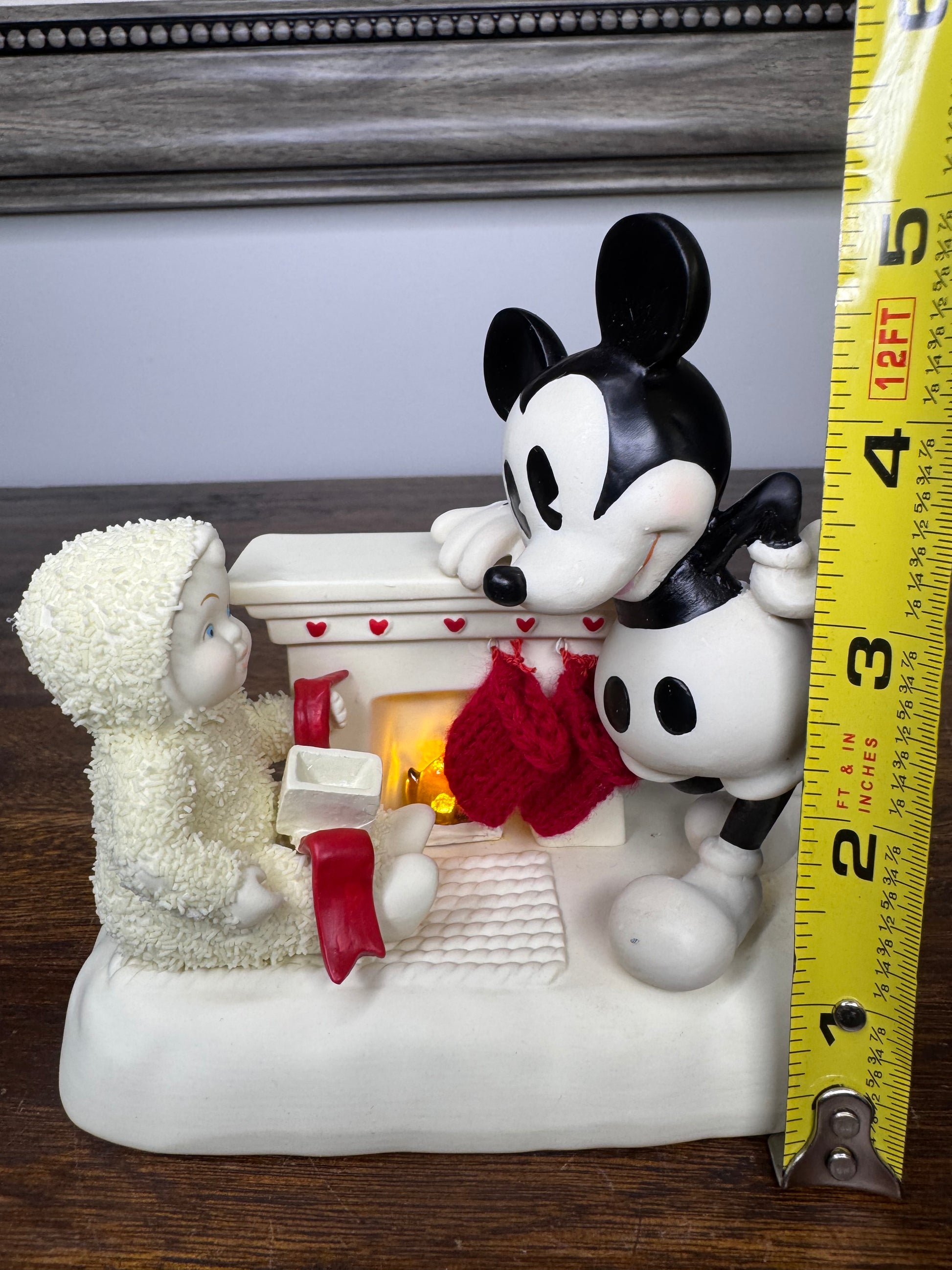 Dept 56 Snowbabies At The Mantle With Mickey Figurine w/ Box