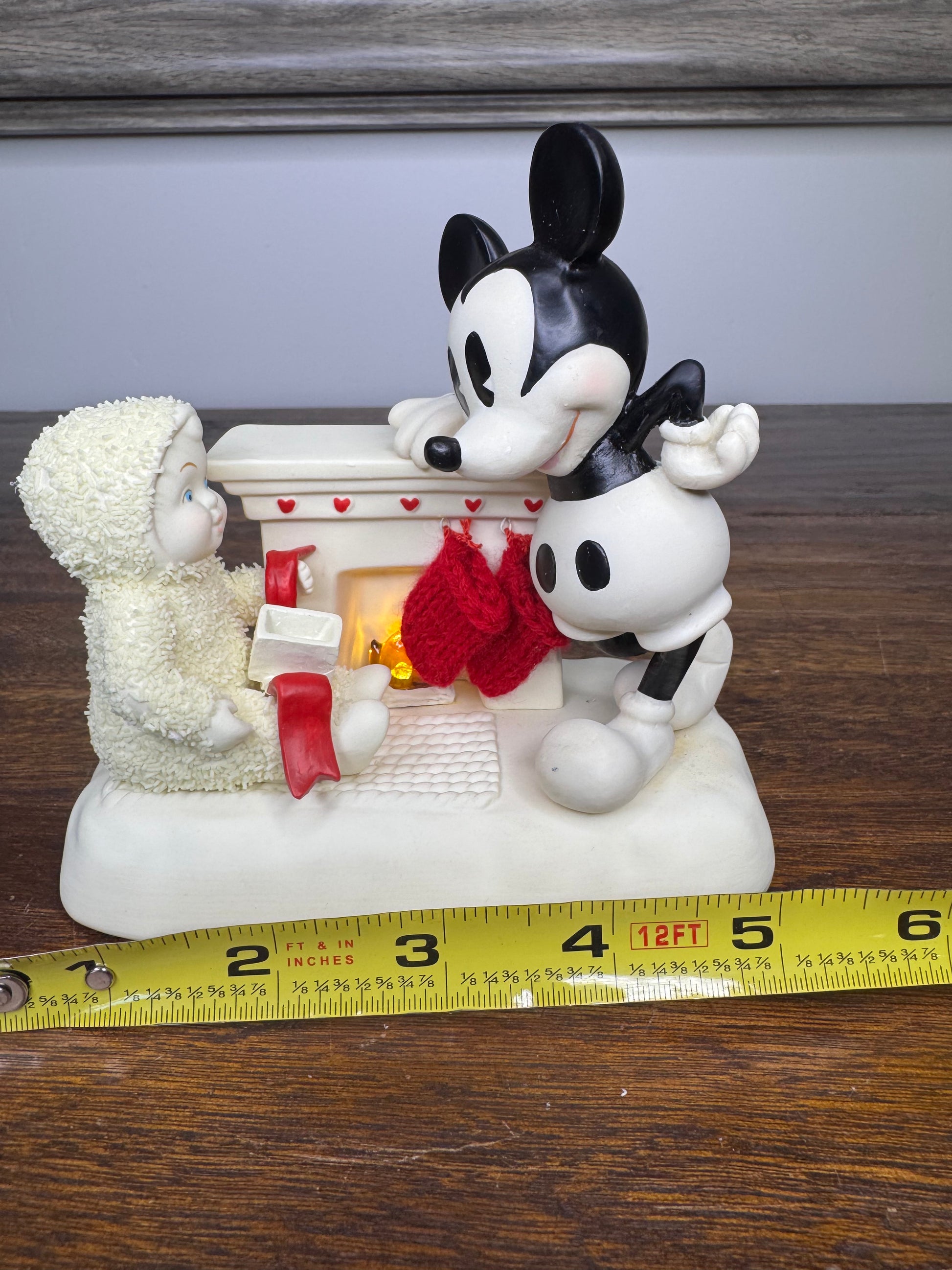 Dept 56 Snowbabies At The Mantle With Mickey Figurine w/ Box