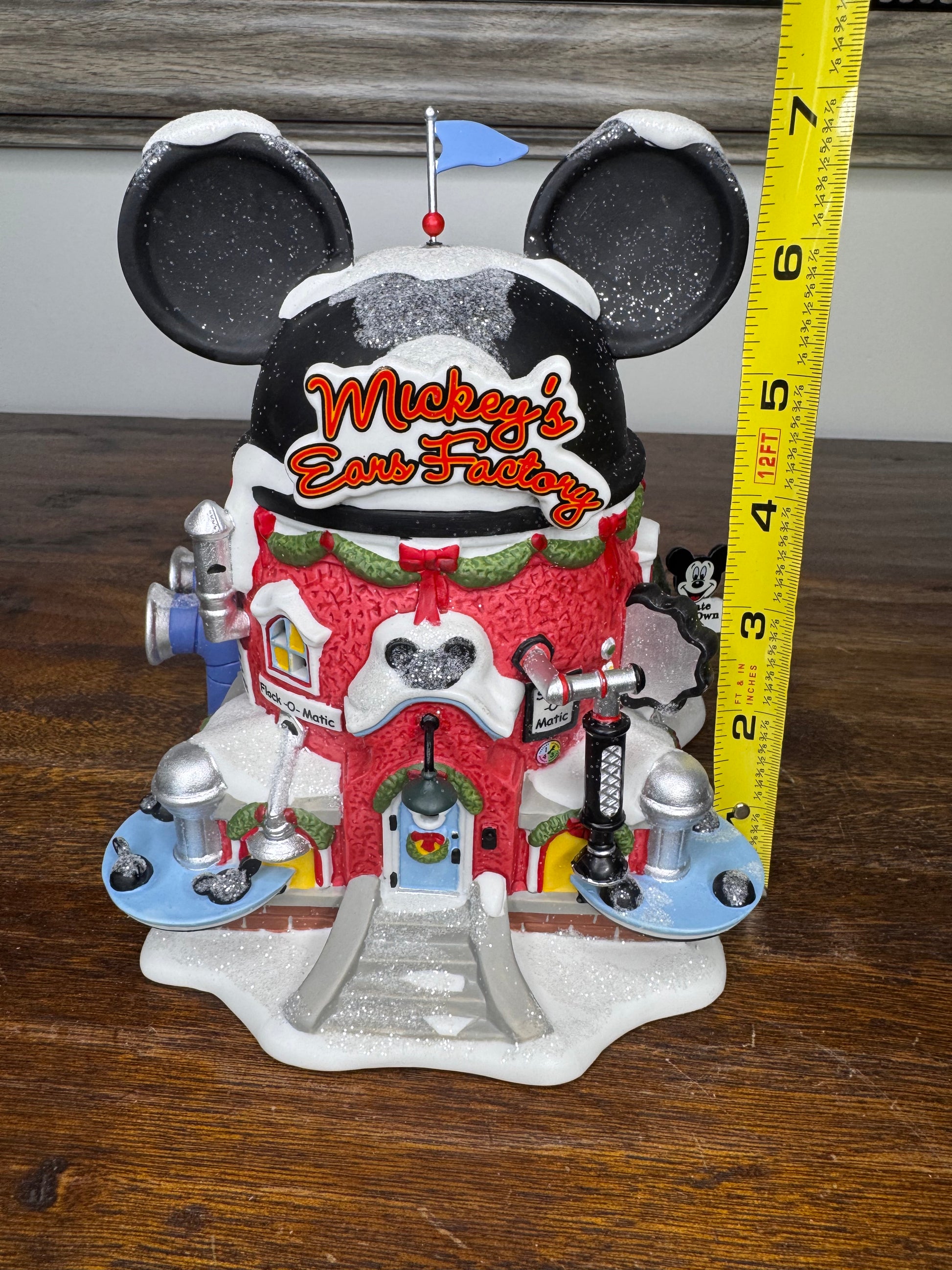 Retired Dept 56 Mickey's Ears Factory Light Up Building w/ Original Box. Mint Condition