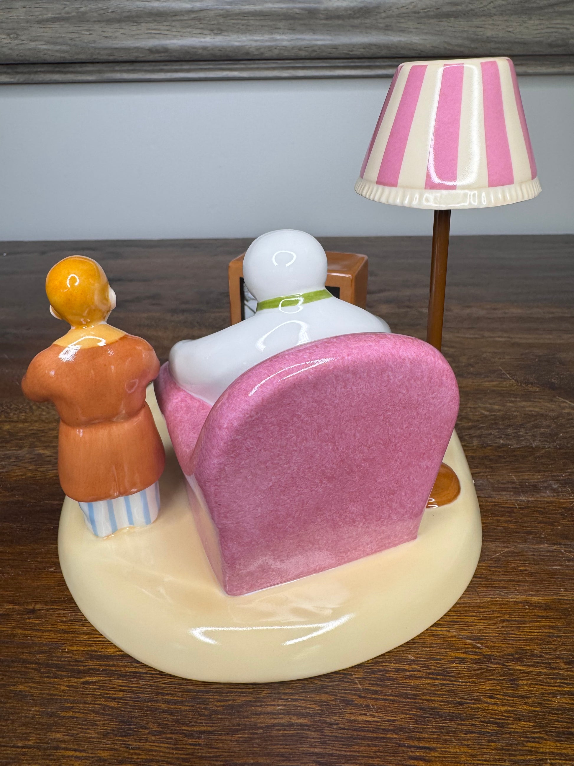 Coalport The Snowman "A Cold Night In" Figurine in Original Box RARE