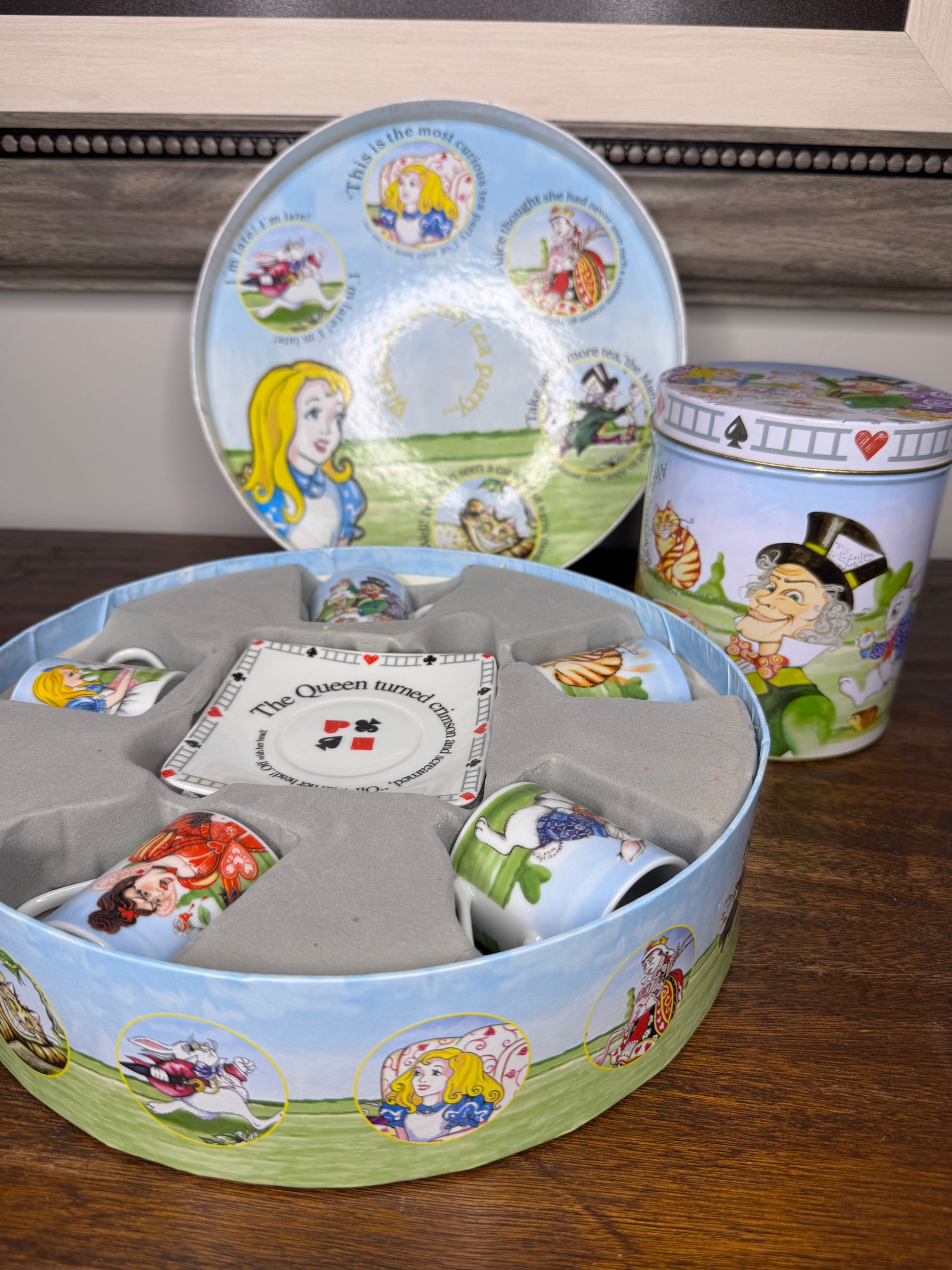 Alice in Wonderland Tea Party Tea set by Paul Cardew Design w/ Original Packaging