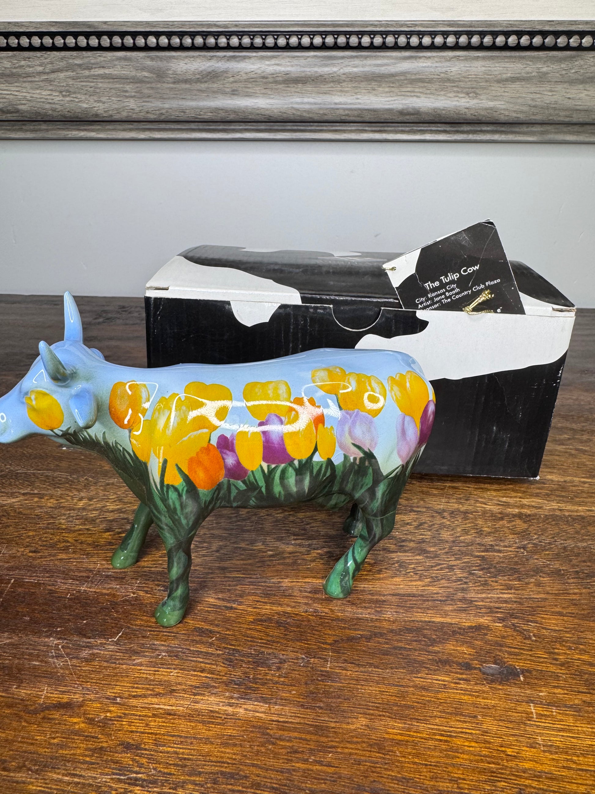 2002 Westland Giftware "Tulip Cow" Cow Parade Figurine w/ Original Box