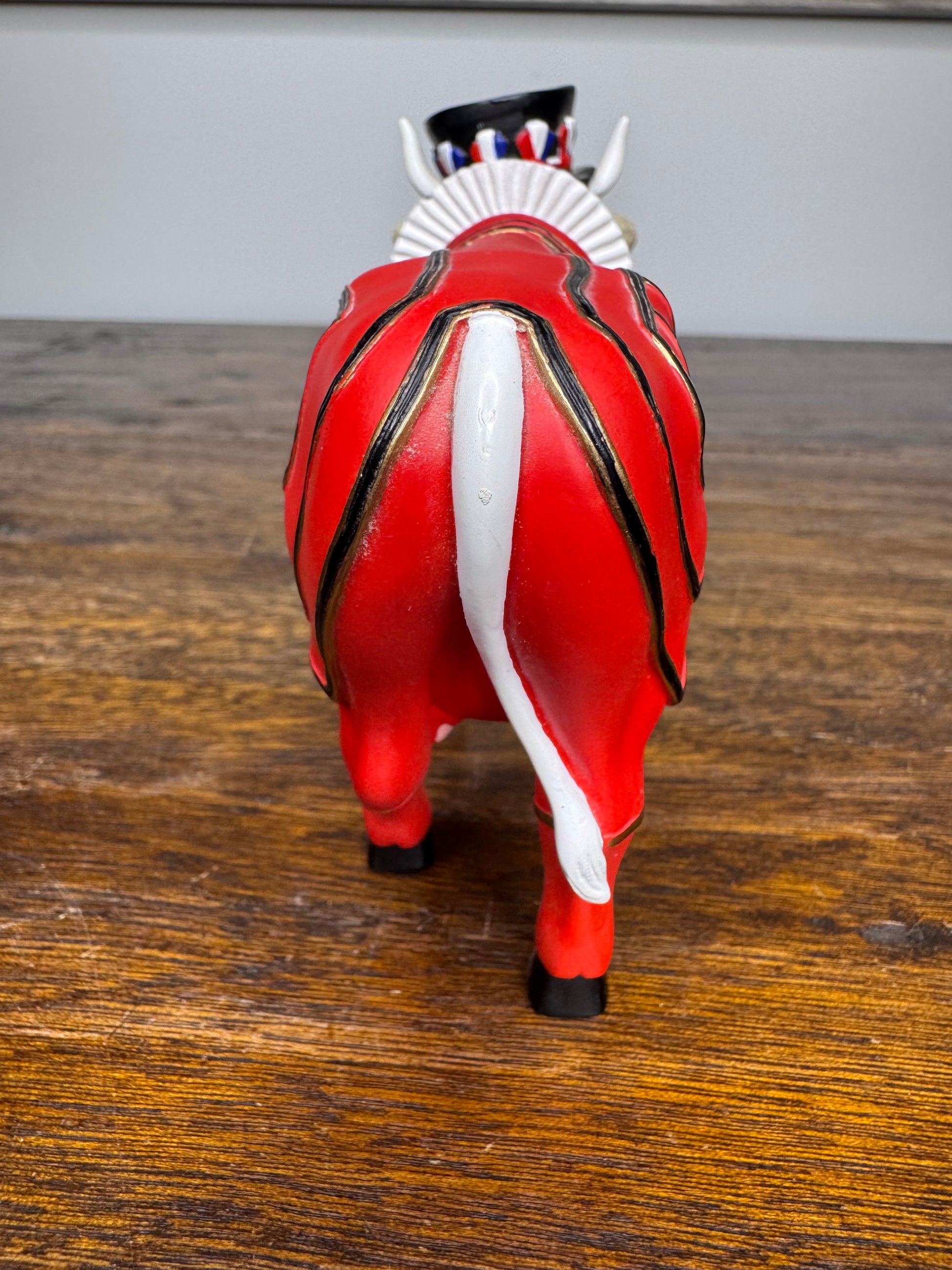 Cow Parade "Beef Eater-It Ain't Natural" Figurine w/ Box