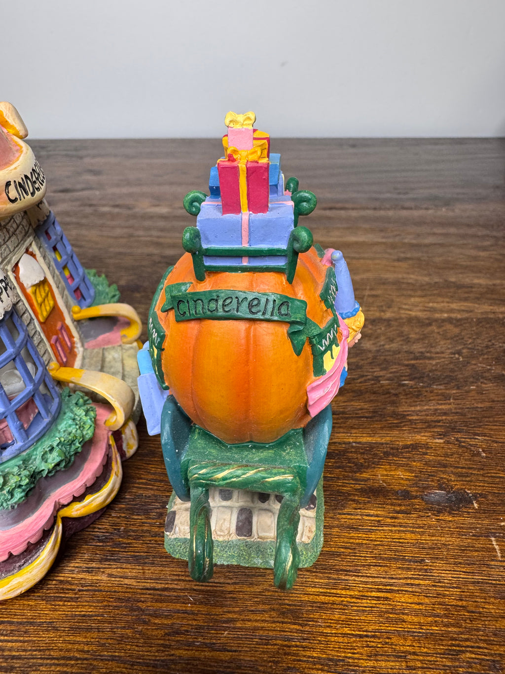 Dept 56 Cinderella's Dress Shop Storybook Village Collection w/ OriginalBox