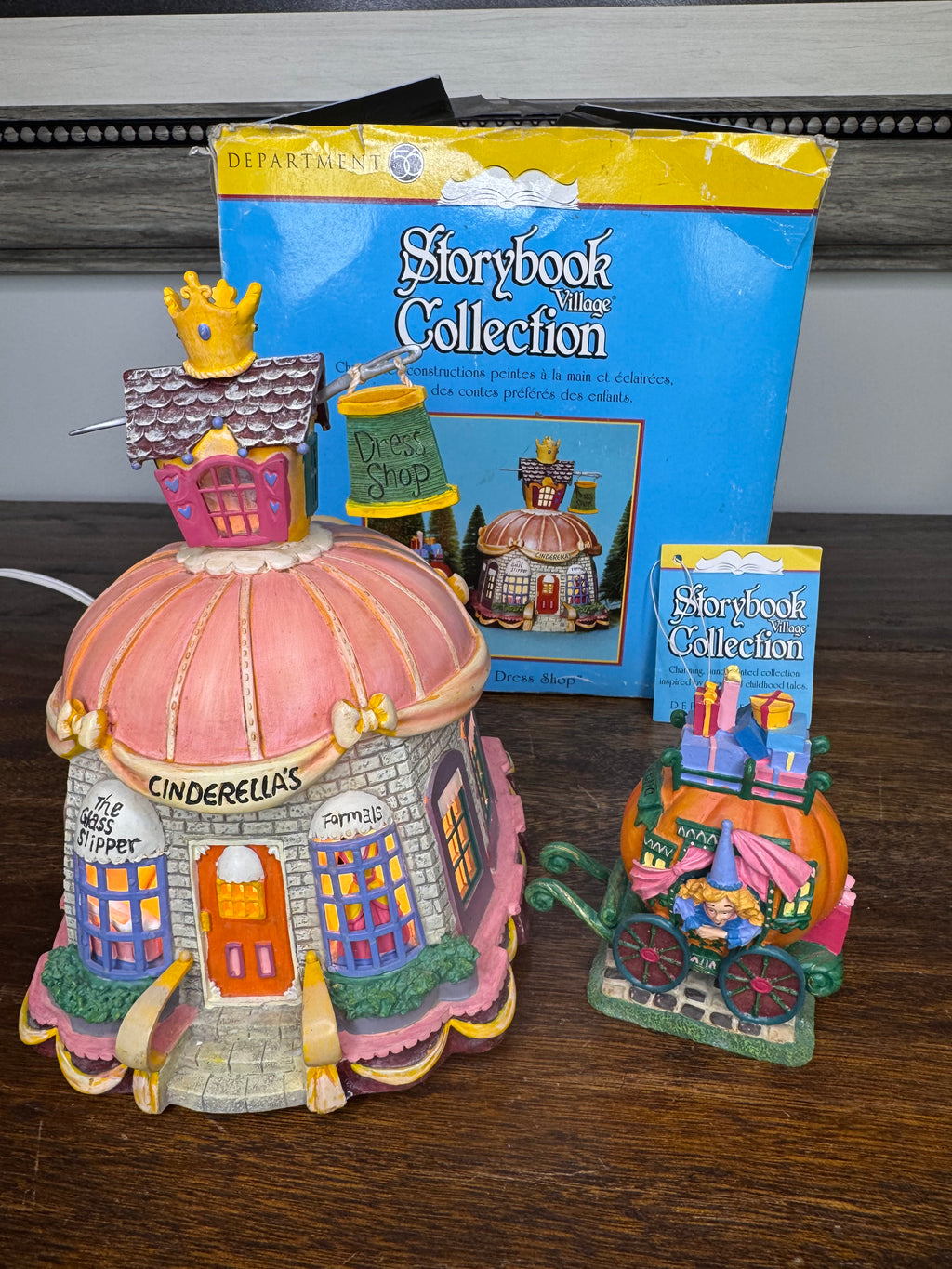 Dept 56 Cinderella's Dress Shop Storybook Village Collection w/ OriginalBox