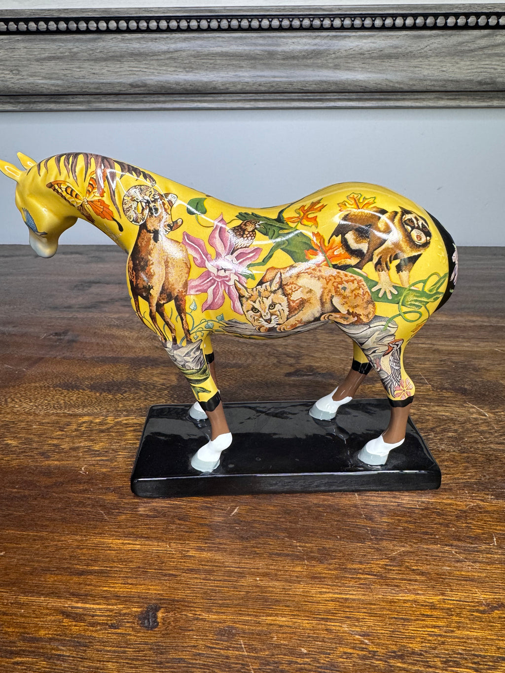 2004 Trail of Painted Ponies "Wilderness Roundup" Figurine w/Original Box