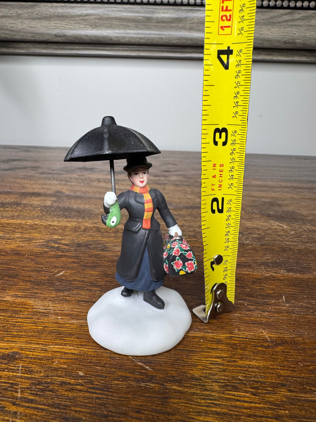 New Dept 56 Mary Poppins Arrives Village Accessory