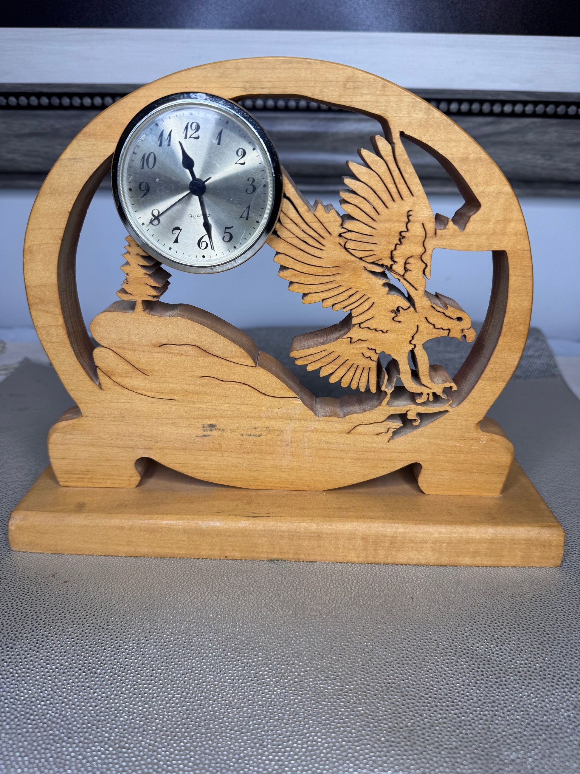 Wooden Carved Eagle Mantle/Desktop Clock