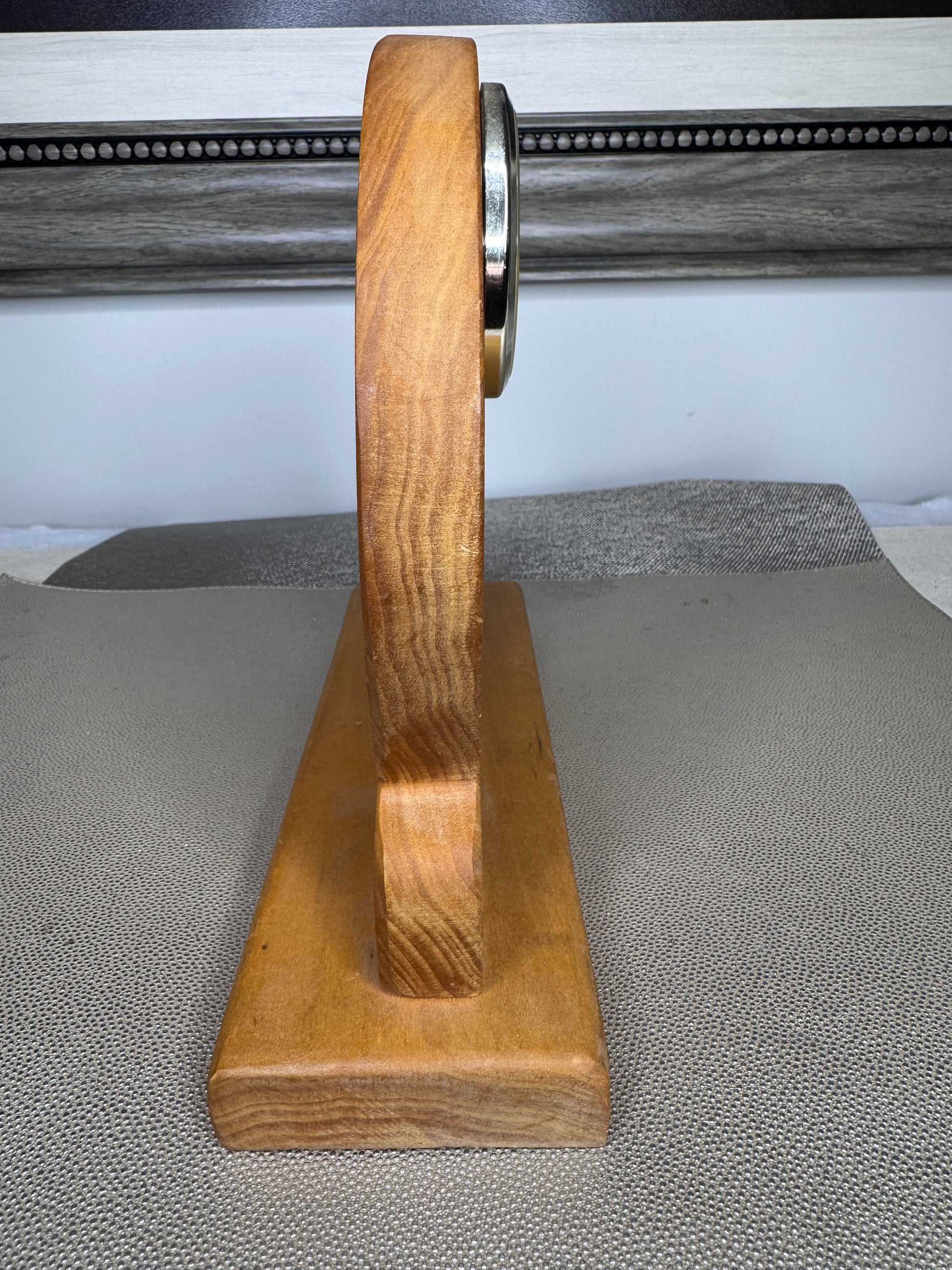 Wooden Carved Eagle Mantle/Desktop Clock