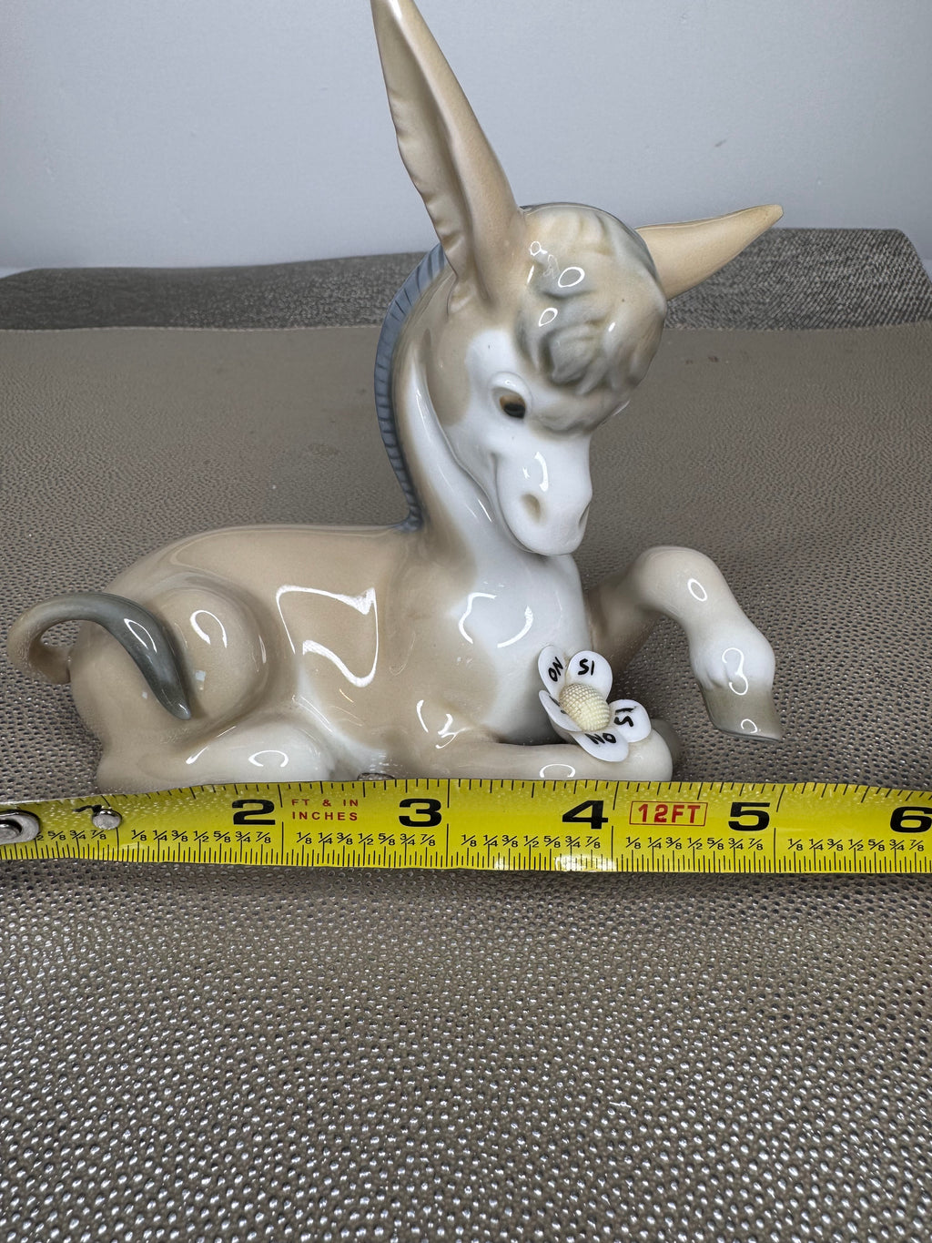 LLadro Retired "Donkey in Love" Figurine