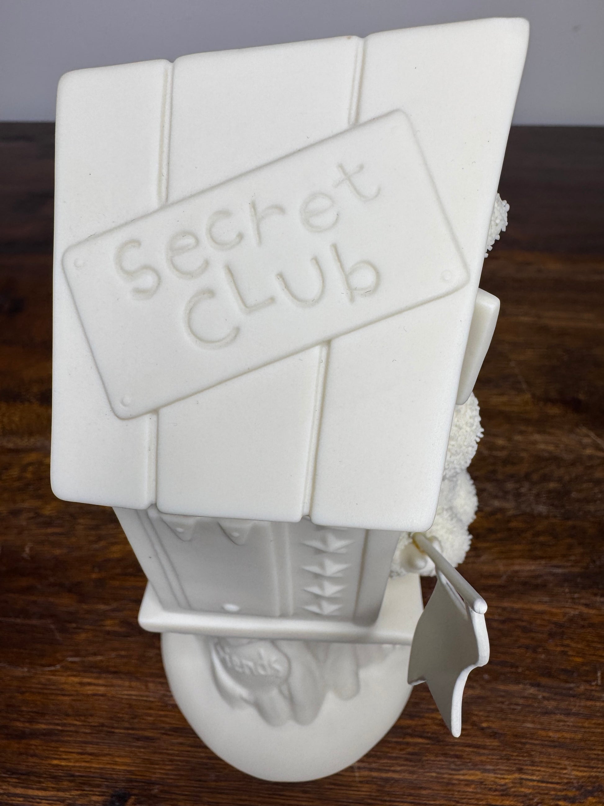 Retired Dept 56 Snowbabies "Friendship Clubhouse" Figurine
