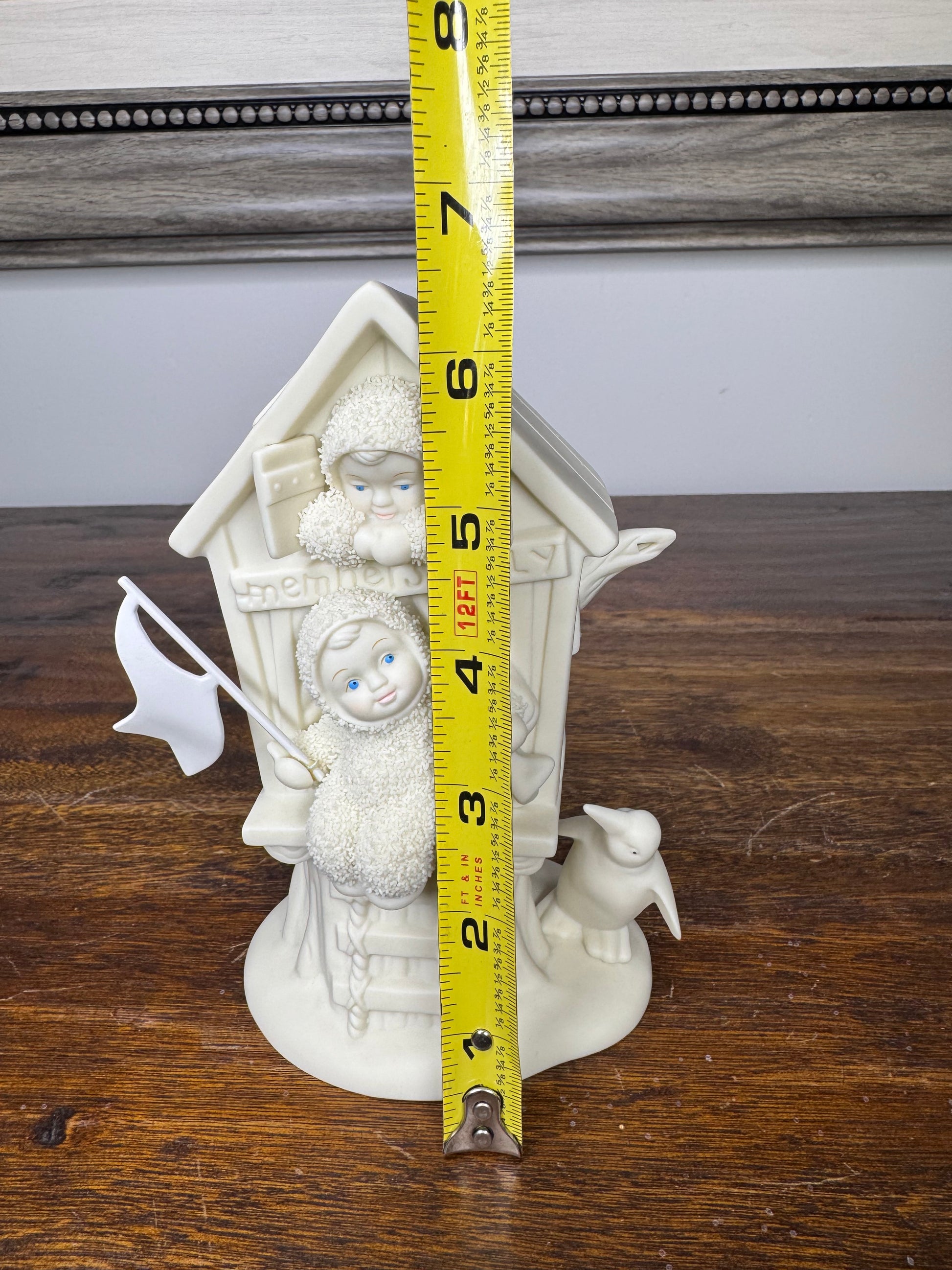 Retired Dept 56 Snowbabies "Friendship Clubhouse" Figurine