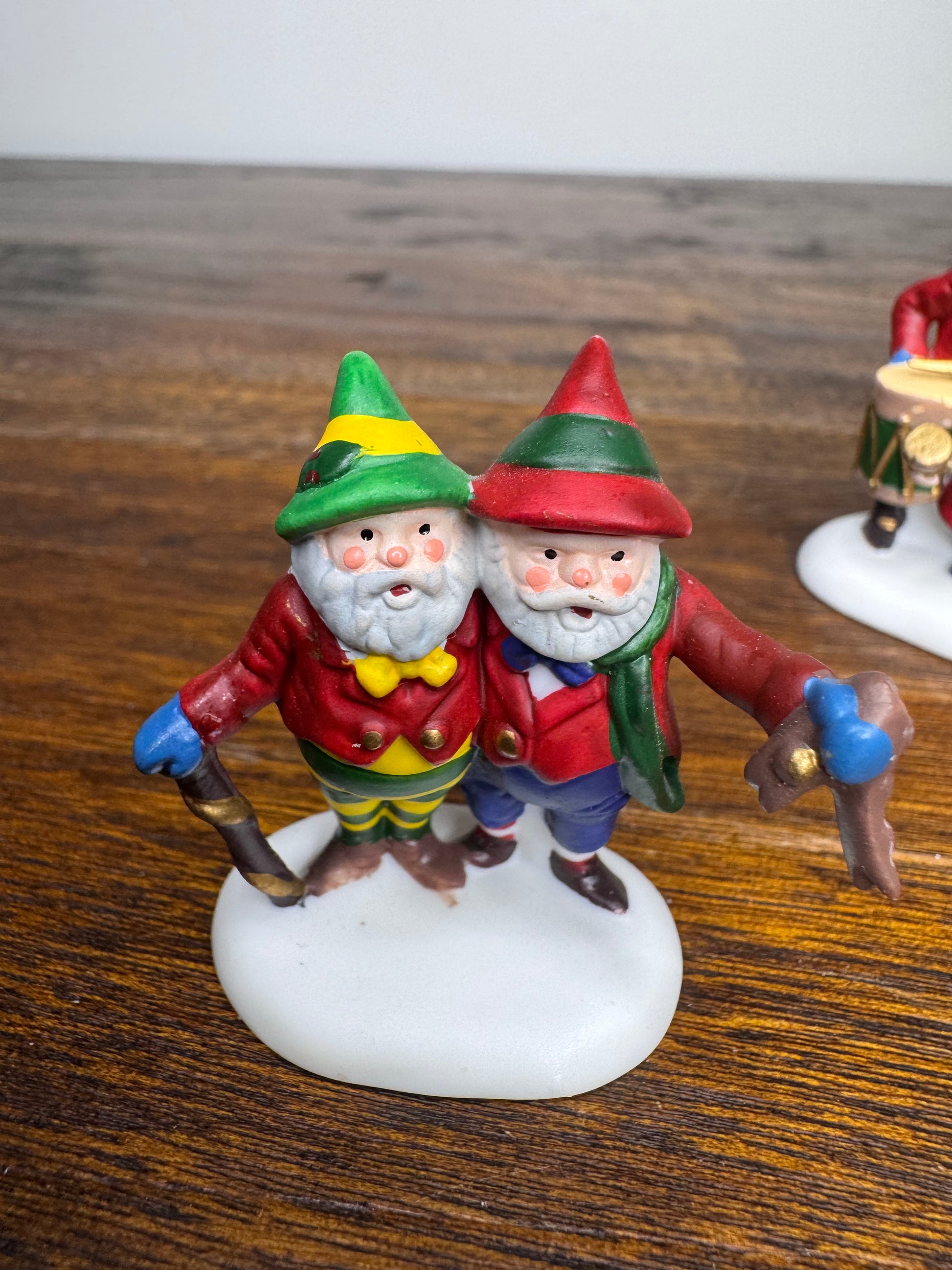 Retired Dept 56 Heritage Village "Sing a Song For Santa" 3 PC Set w/ Original Box
