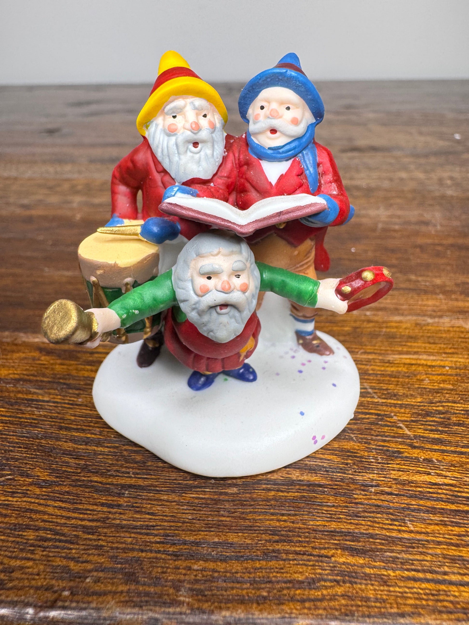Retired Dept 56 Heritage Village "Sing a Song For Santa" 3 PC Set w/ Original Box
