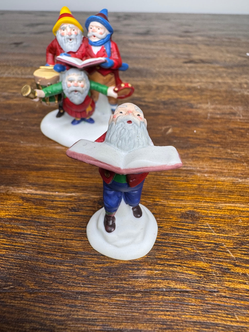 Retired Dept 56 Heritage Village "Sing a Song For Santa" 3 PC Set w/ Original Box