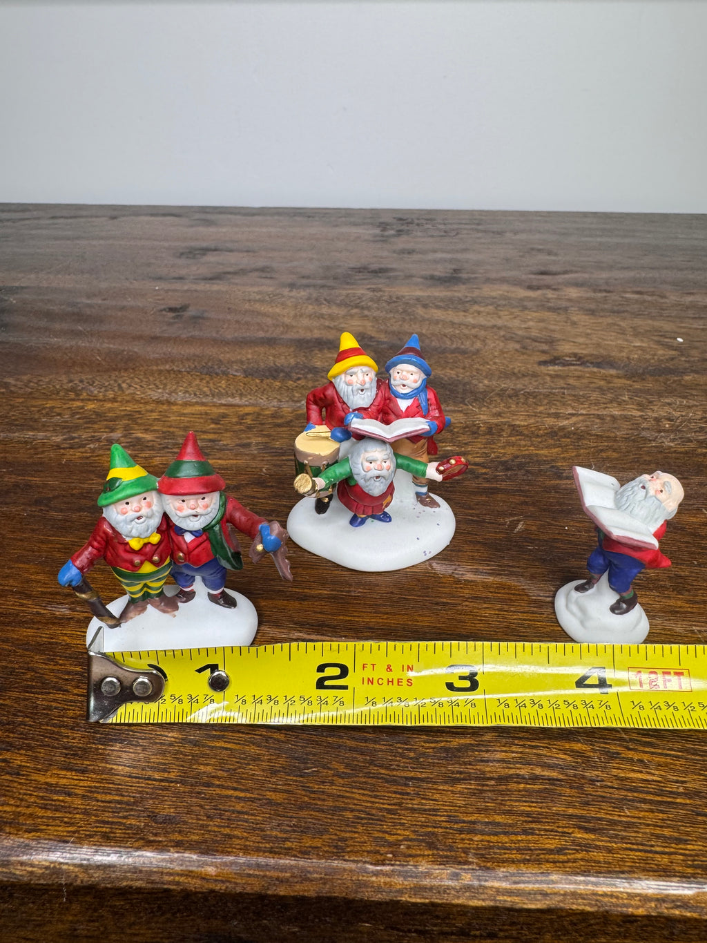 Retired Dept 56 Heritage Village "Sing a Song For Santa" 3 PC Set w/ Original Box