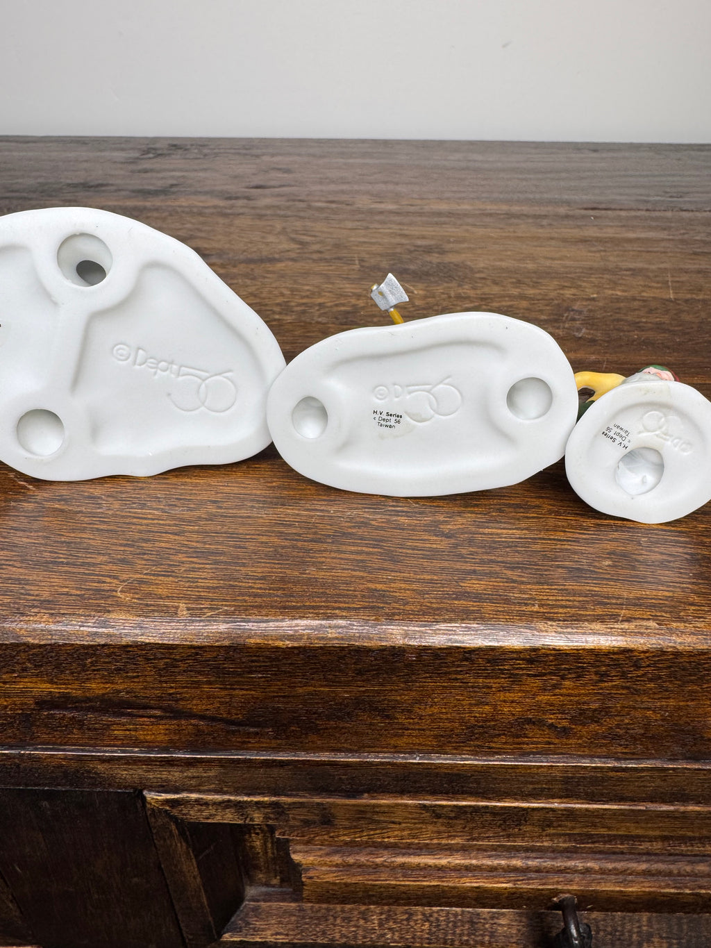 Retired Dept 56 Heritage Village "Woodsmen Elves" set of 3 w/ original Box