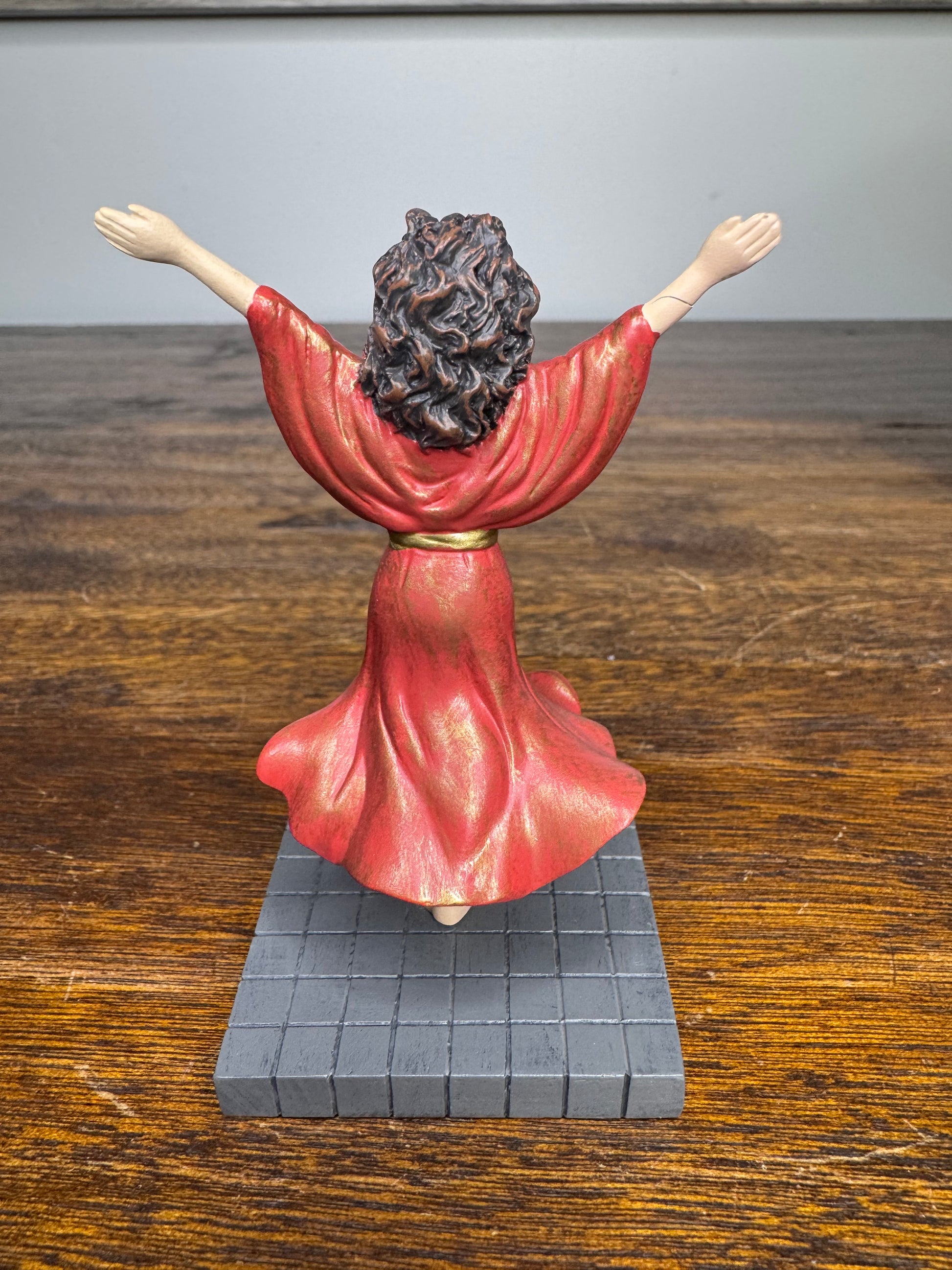 Retired Dept 56 Ghostbusters Village Accessory "Dana Possessed" Figurine w/ Original Box *PLEASE READ FULL DESCRIPTION*