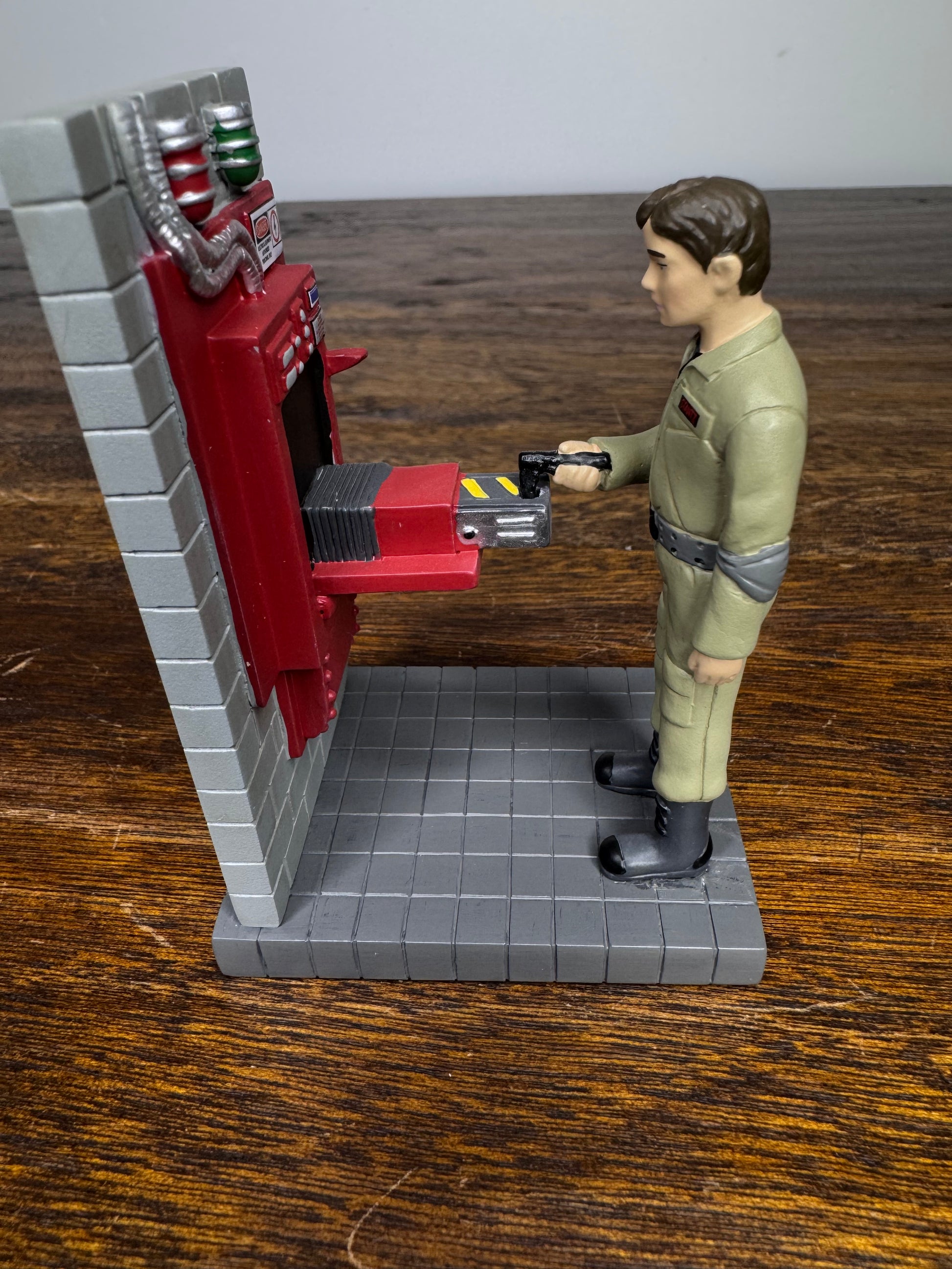 Retired Dept 56 Ghostbusters Village "The Containment Unit" W/ Original Box