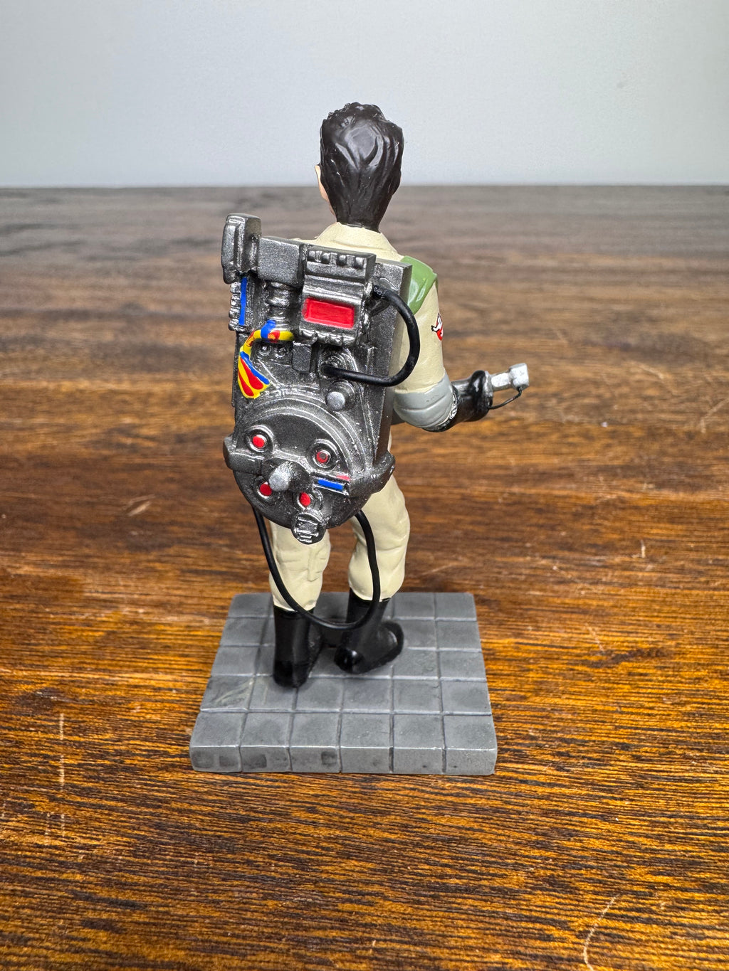 Retired Dept 56 Ghostbusters Village Accessory"Dr Egon Spengler" Figurine w/Original Box