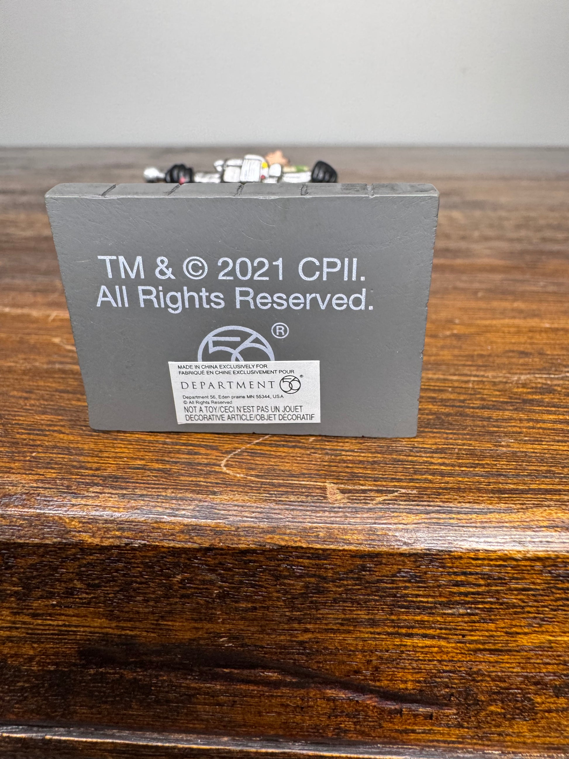 Retired Dept 56 Ghostbusters Village Accessory"Dr Egon Spengler" Figurine w/Original Box