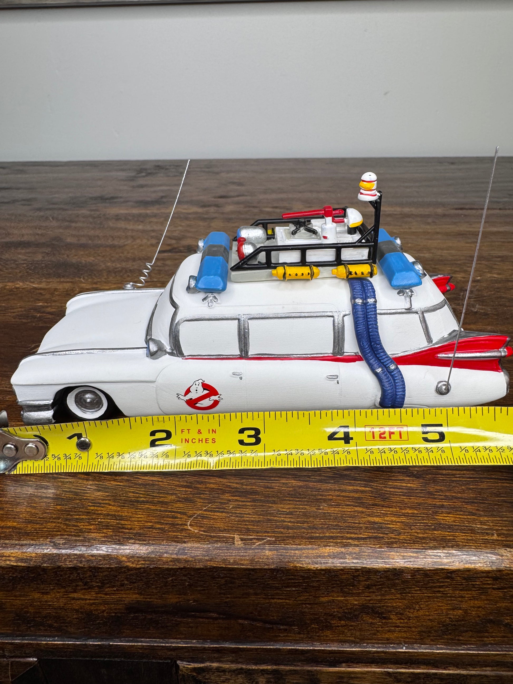 Retired Dept 56 Ghostbusters Village Accessory "Ecto-1" W/ Original Box