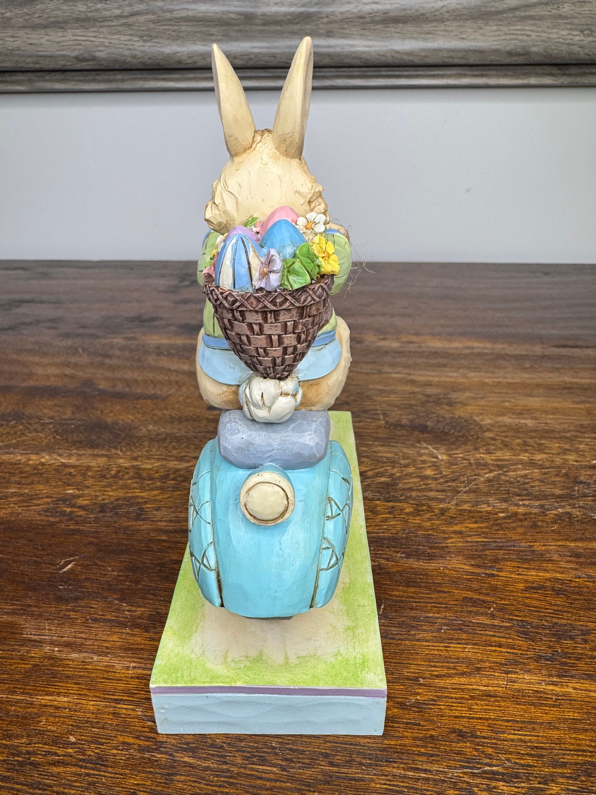 NIB Jim Shore Heartwood Creek "Scooting Towards Easter" Figurine
