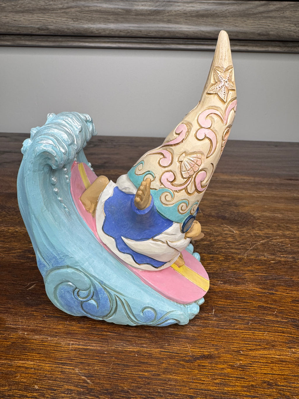 NIB Jim Shore Heartwood Creek Coastal Gnome Surfing Figurine