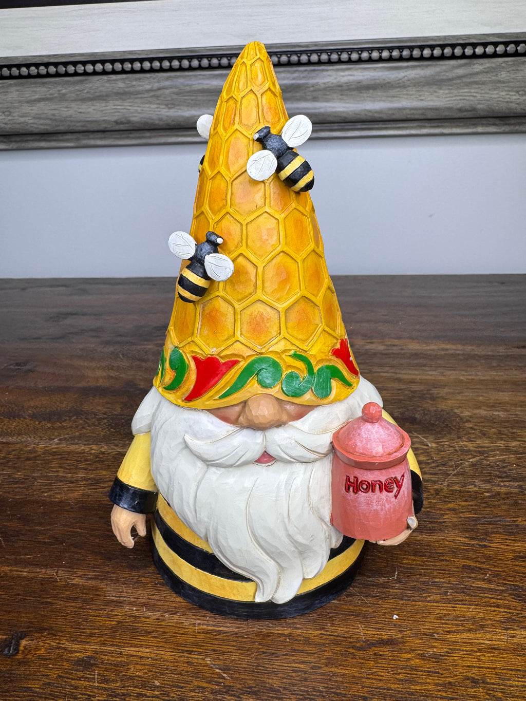 NIB Jim Shore Heartwood Creek "Bee-ing Cute" Gnome