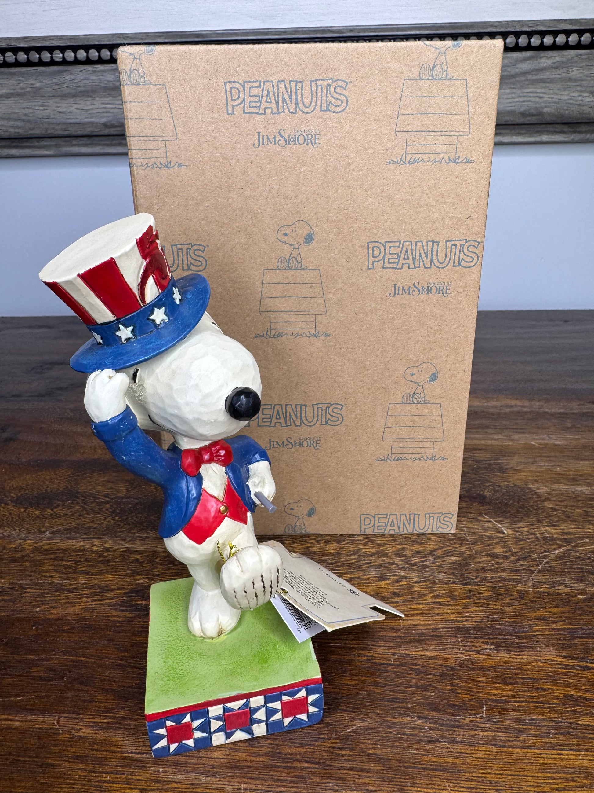 NIB Jim Shore Peanuts "Marching with Glory" Patriotic Figurine